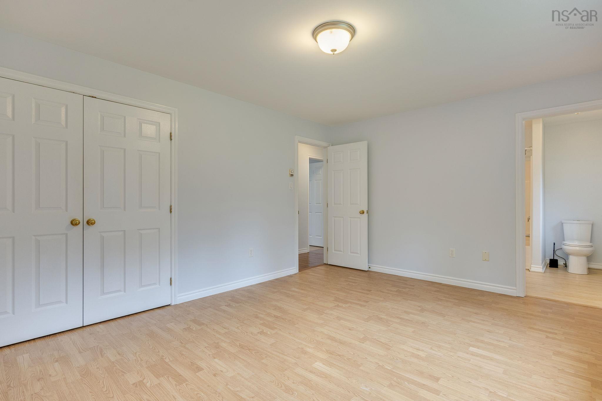 154 Miller Lake Road, Fall River, NS (MLS® 202625900)