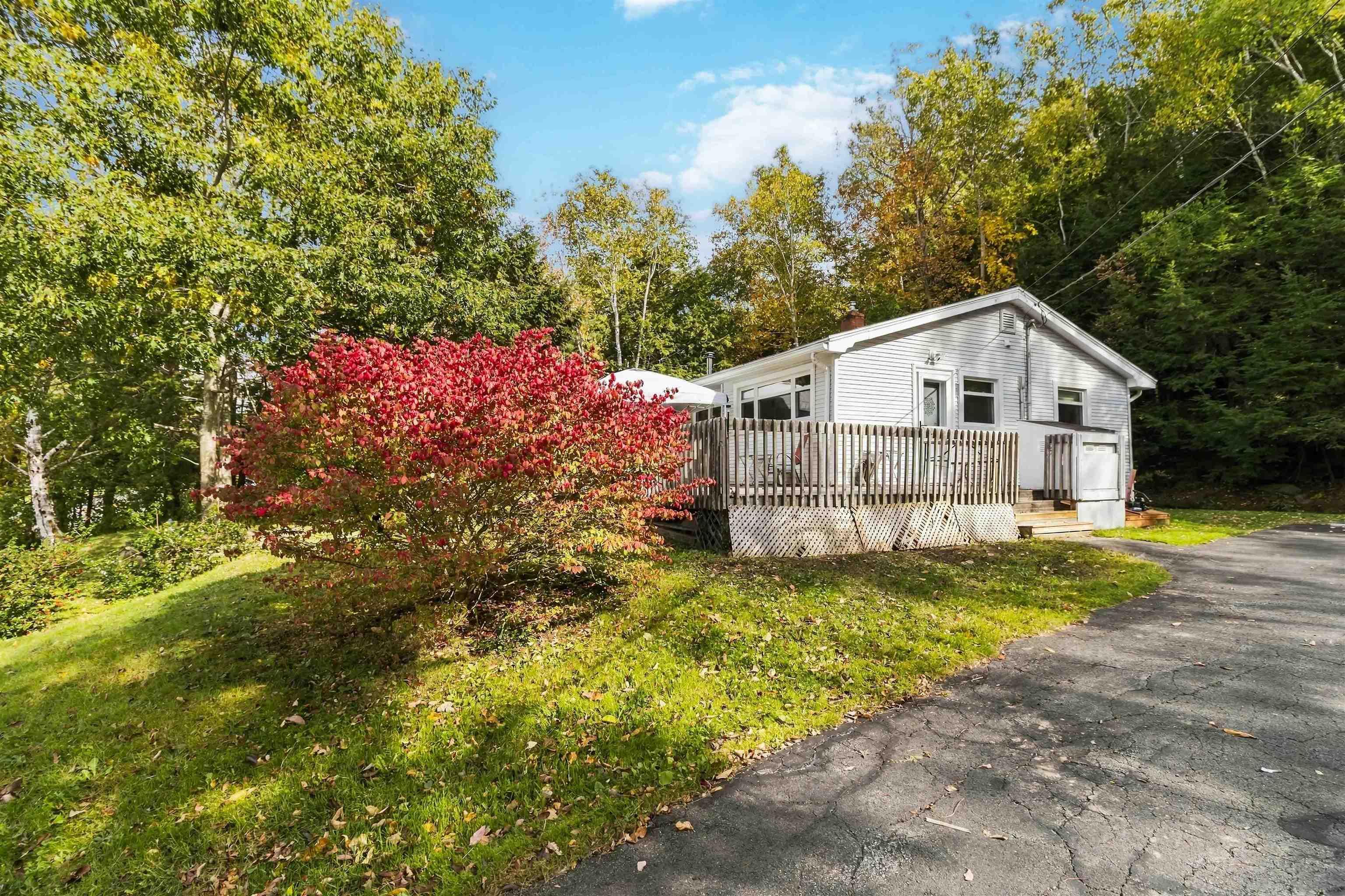 5376 Highway 2 Highway, Grand Lake, NS (MLS® 202625929)