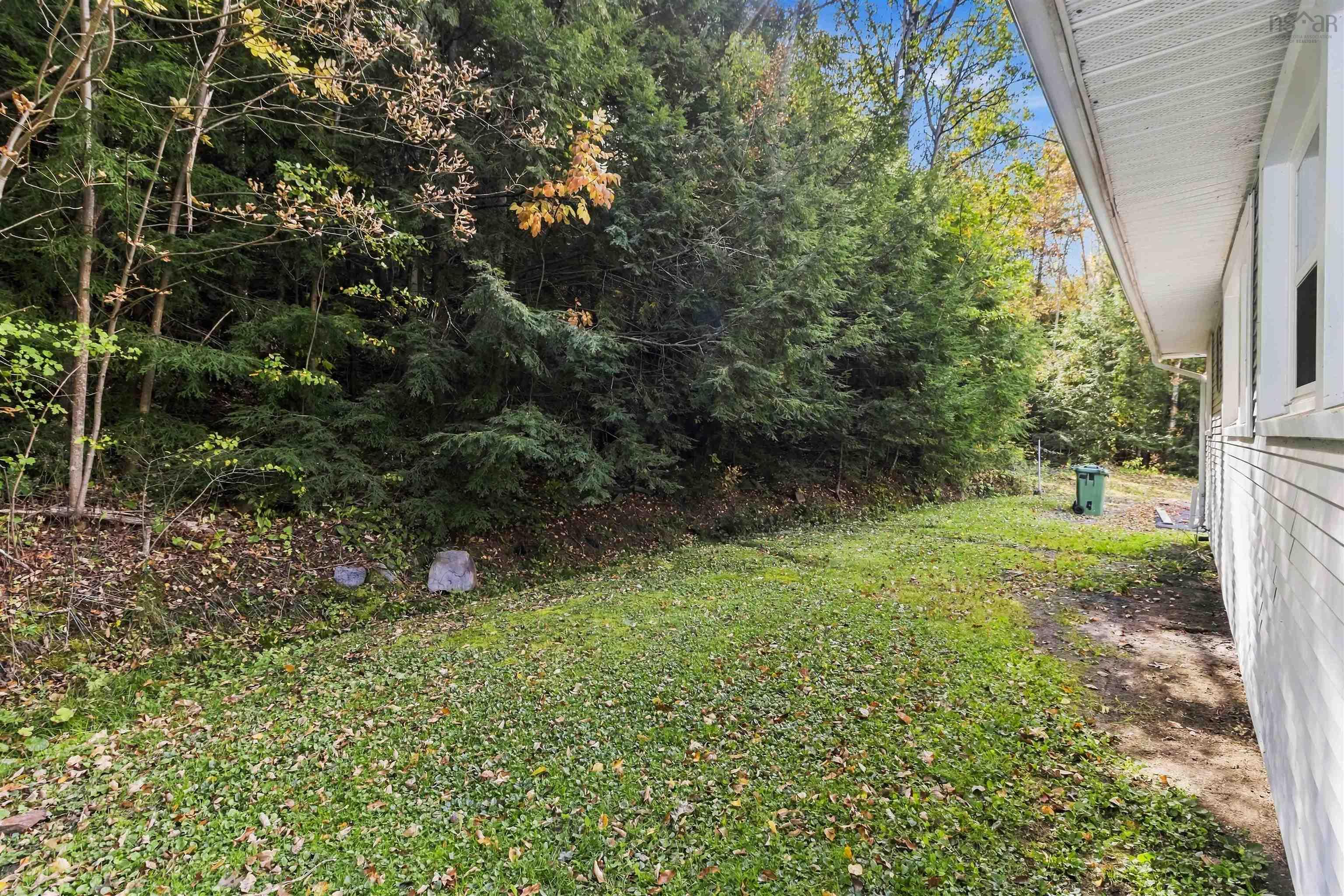5376 Highway 2 Highway, Grand Lake, NS (MLS® 202625929)