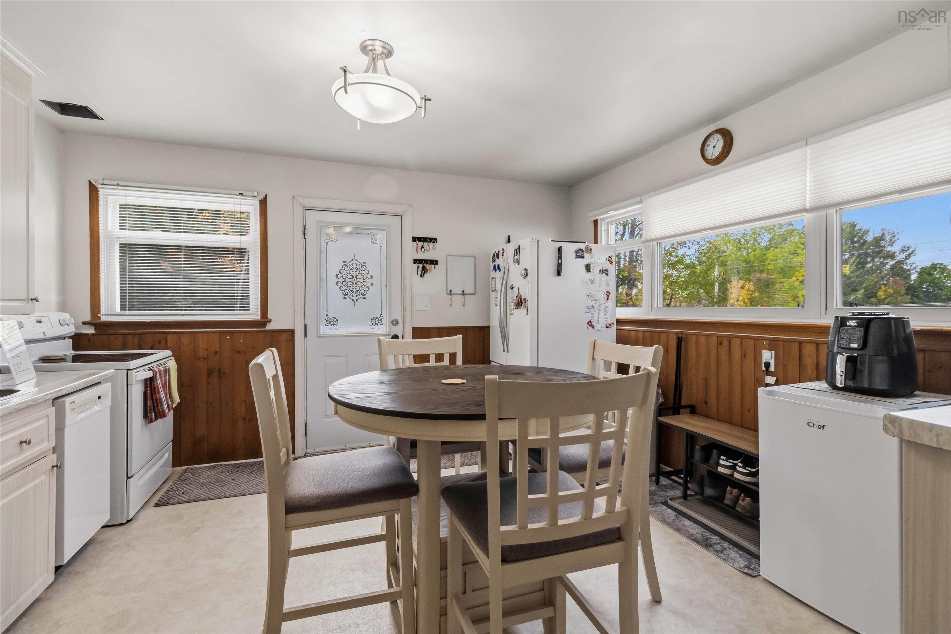 5376 Highway 2 Highway, Grand Lake, NS (MLS® 202625929)