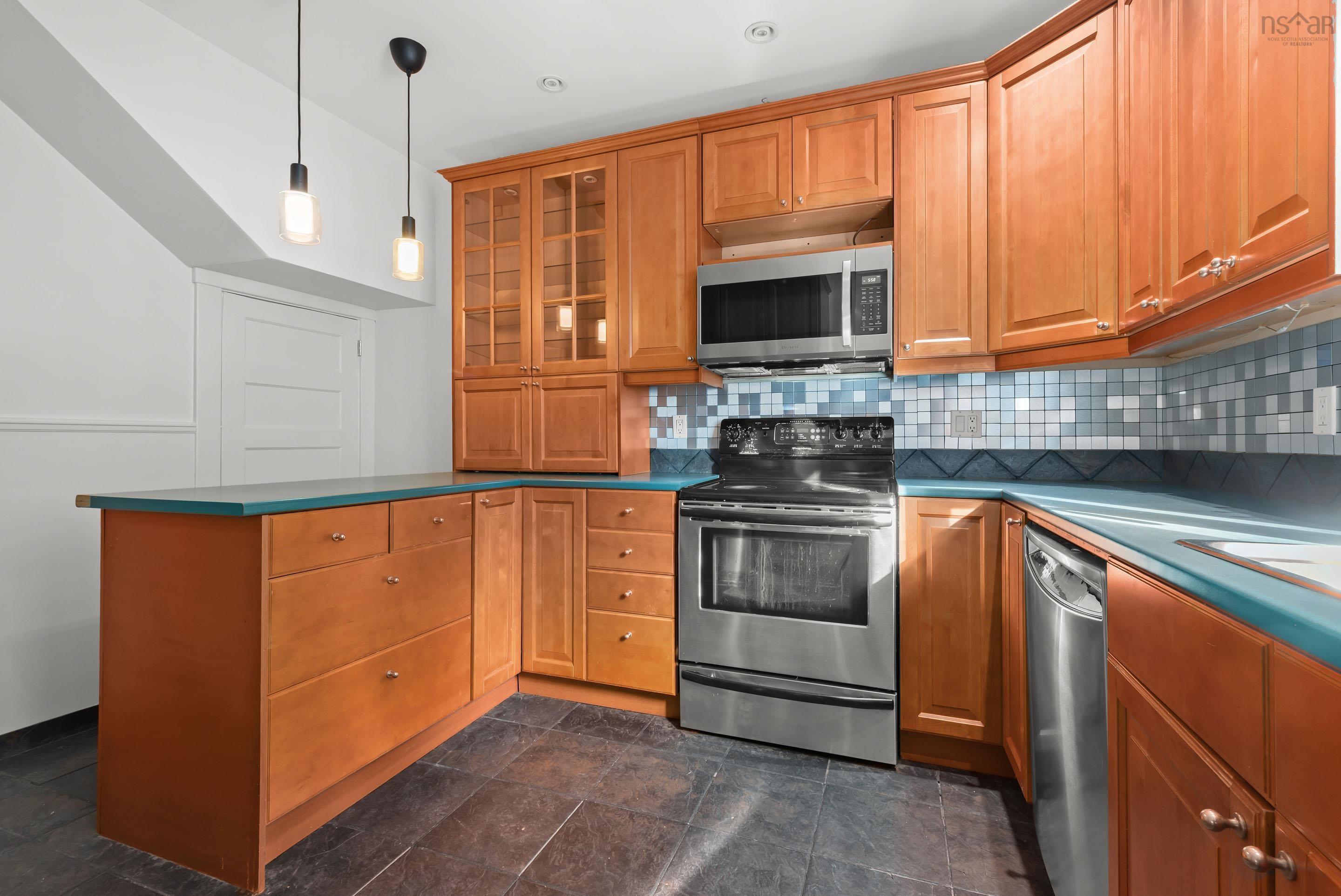 $949,900.00: 1951 Vernon Street, Halifax