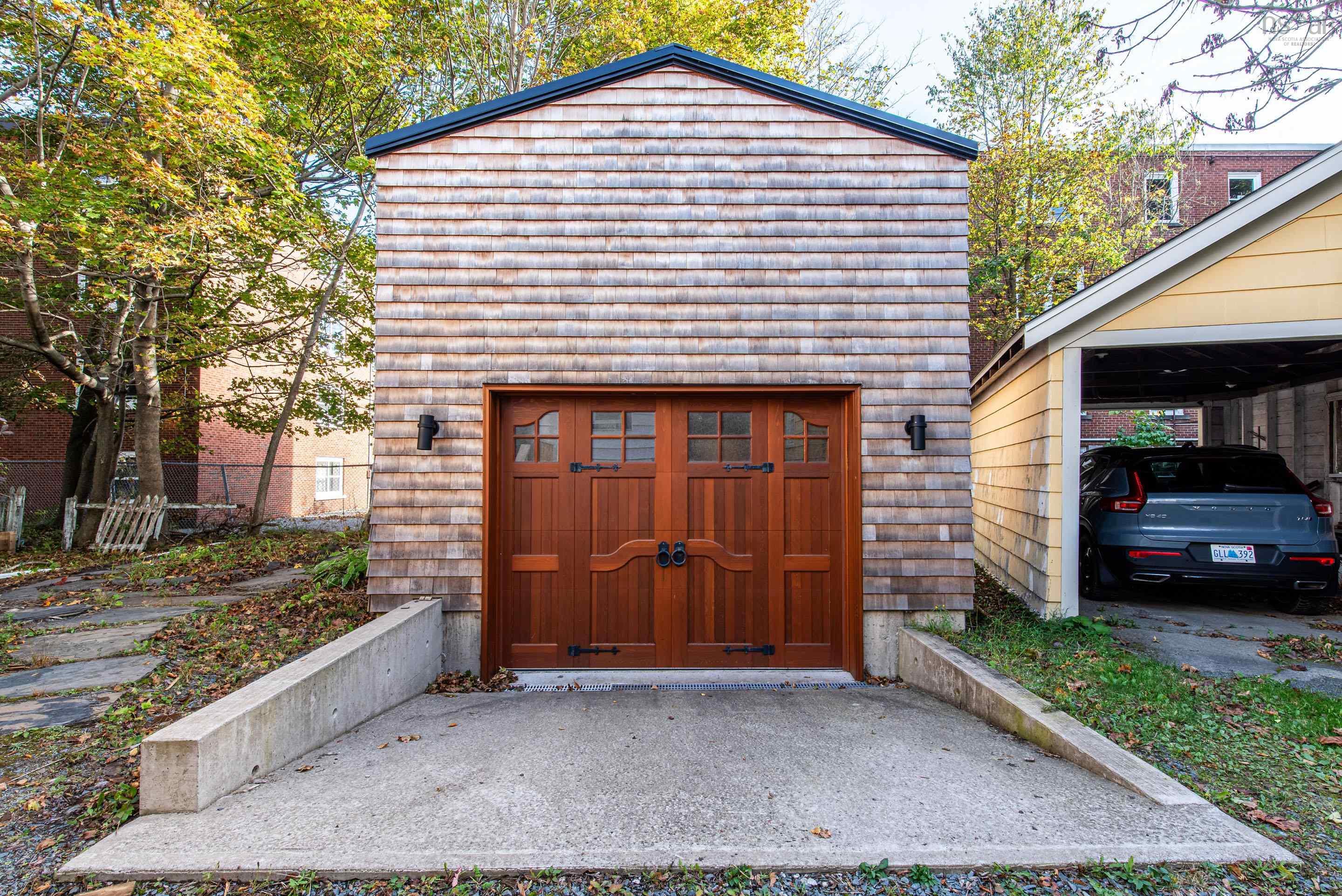 $949,900.00: 1951 Vernon Street, Halifax