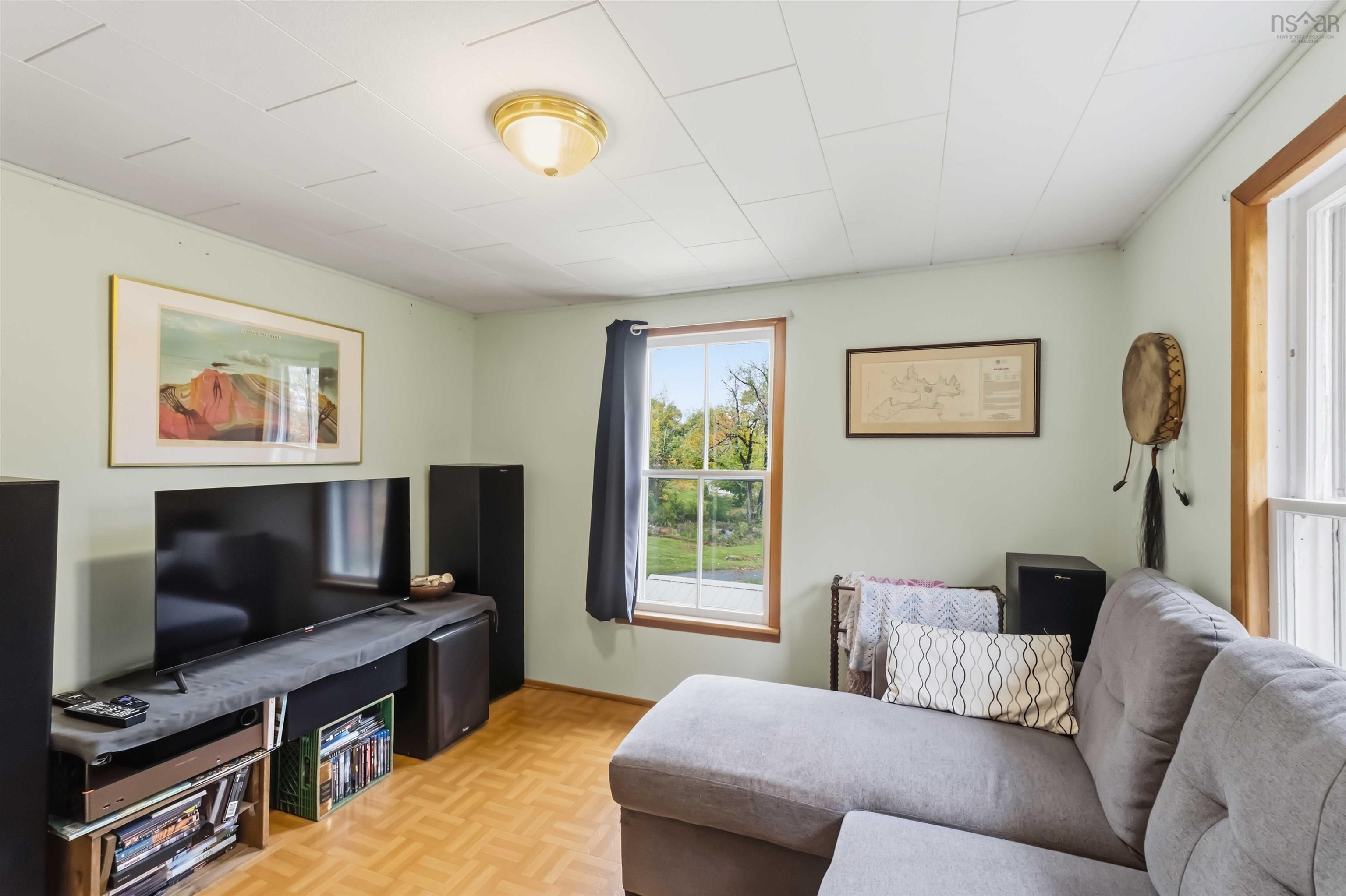 $395,000.00: 230 Rocknotch Road, South Tremont