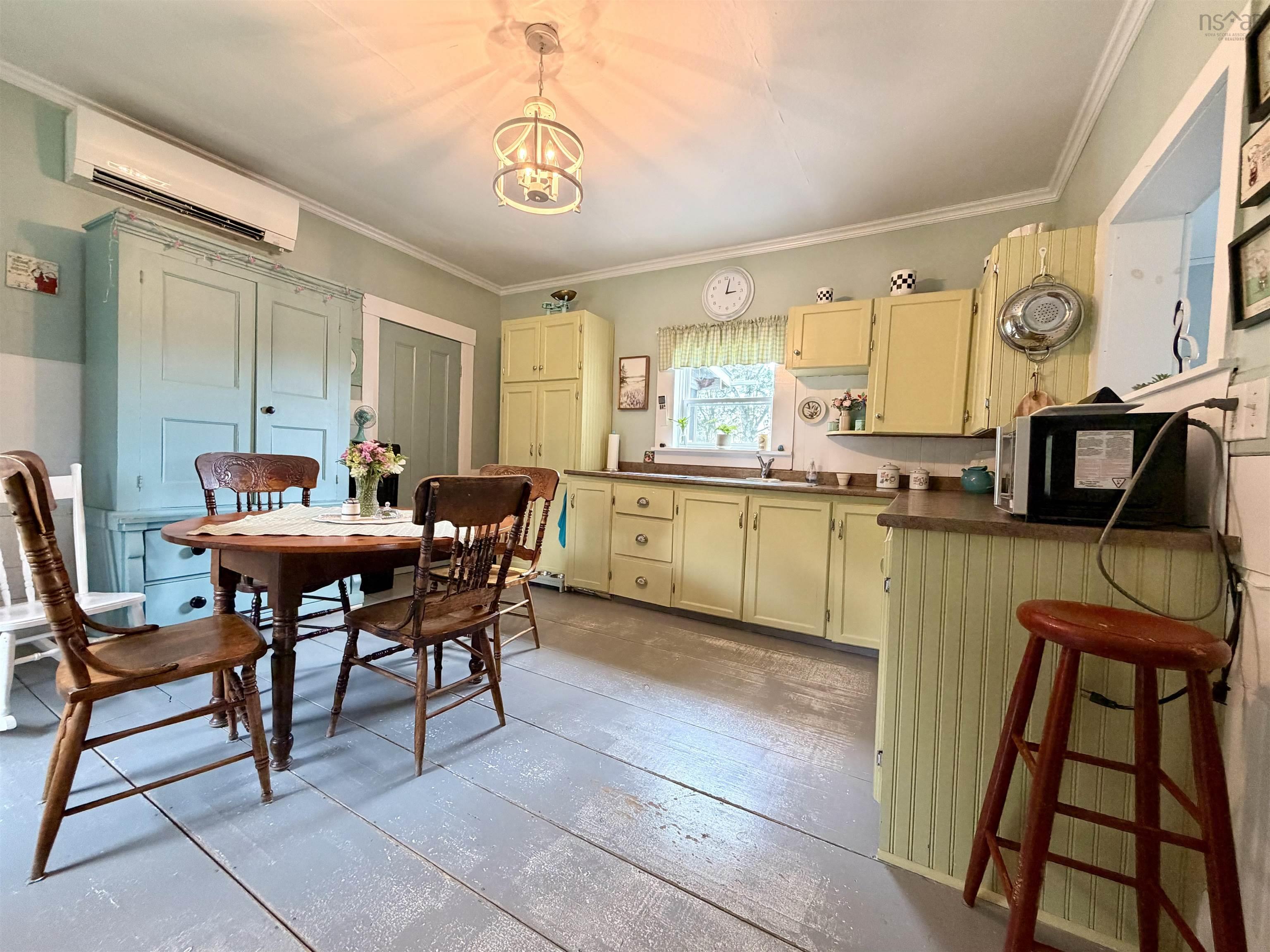$264,500.00: 4132 Sonora Road, Sherbrooke