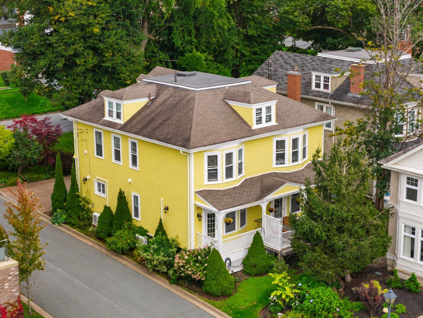 $2,329,000.00: 602 Francklyn Street, Halifax