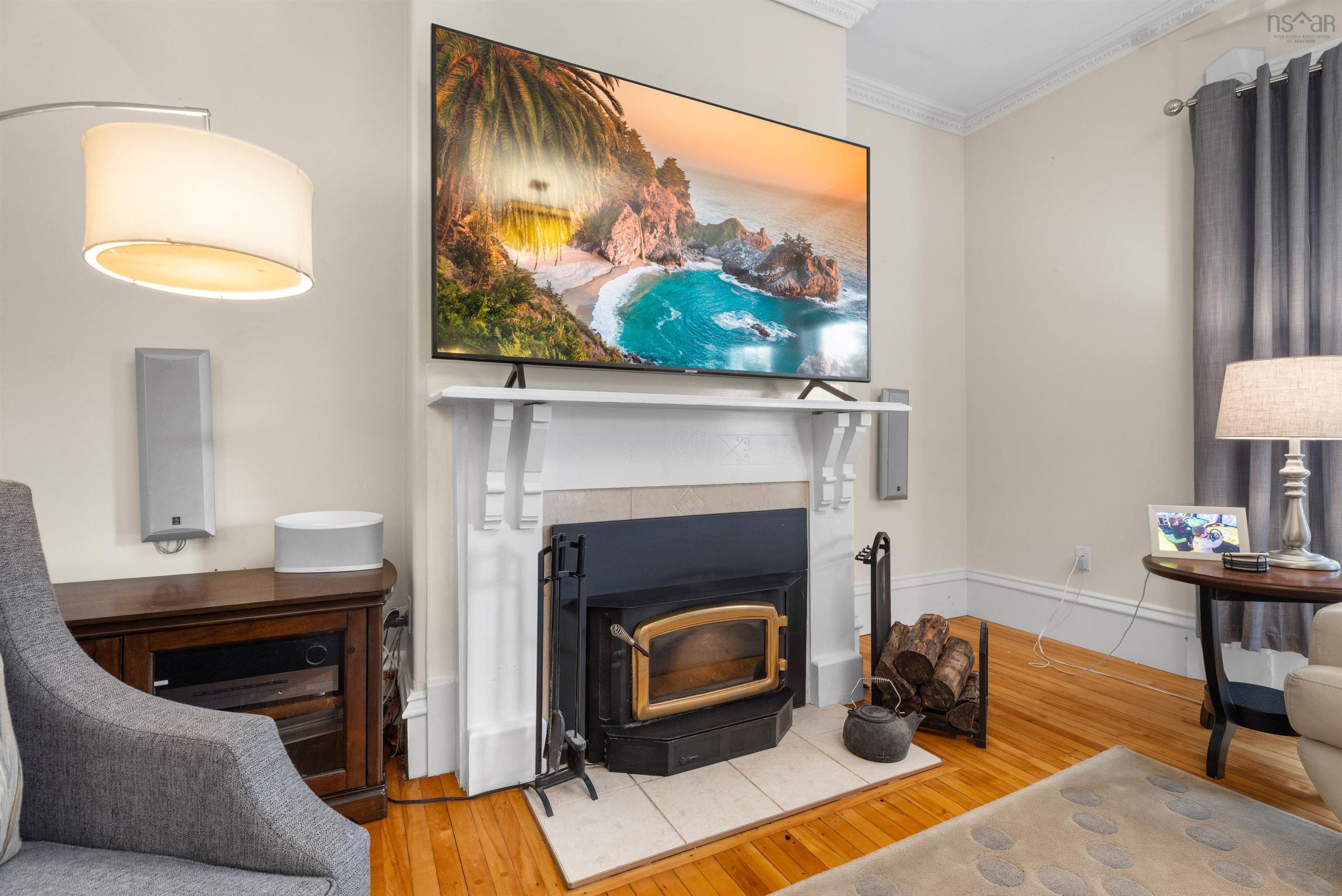 $2,329,000.00: 602 Francklyn Street, Halifax