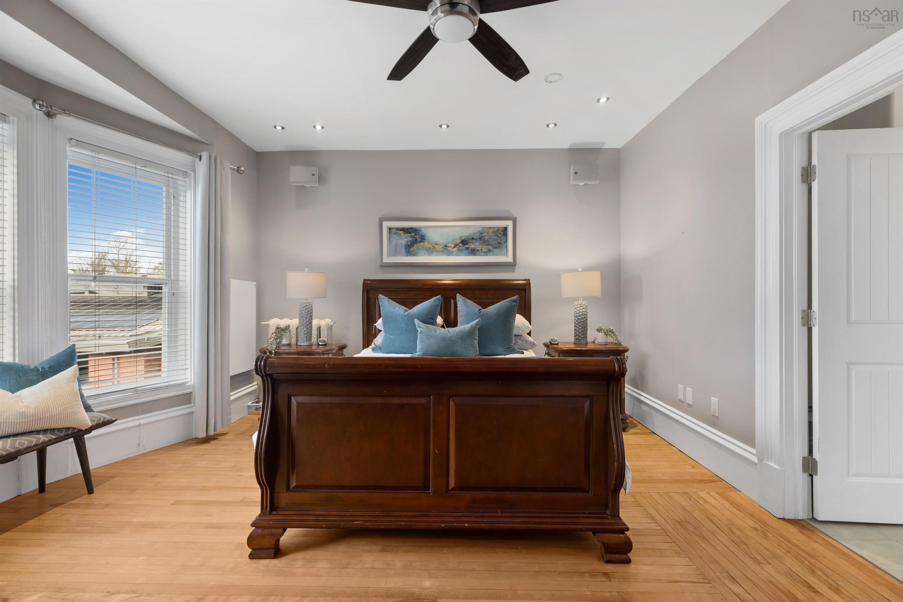 $2,329,000.00: 602 Francklyn Street, Halifax