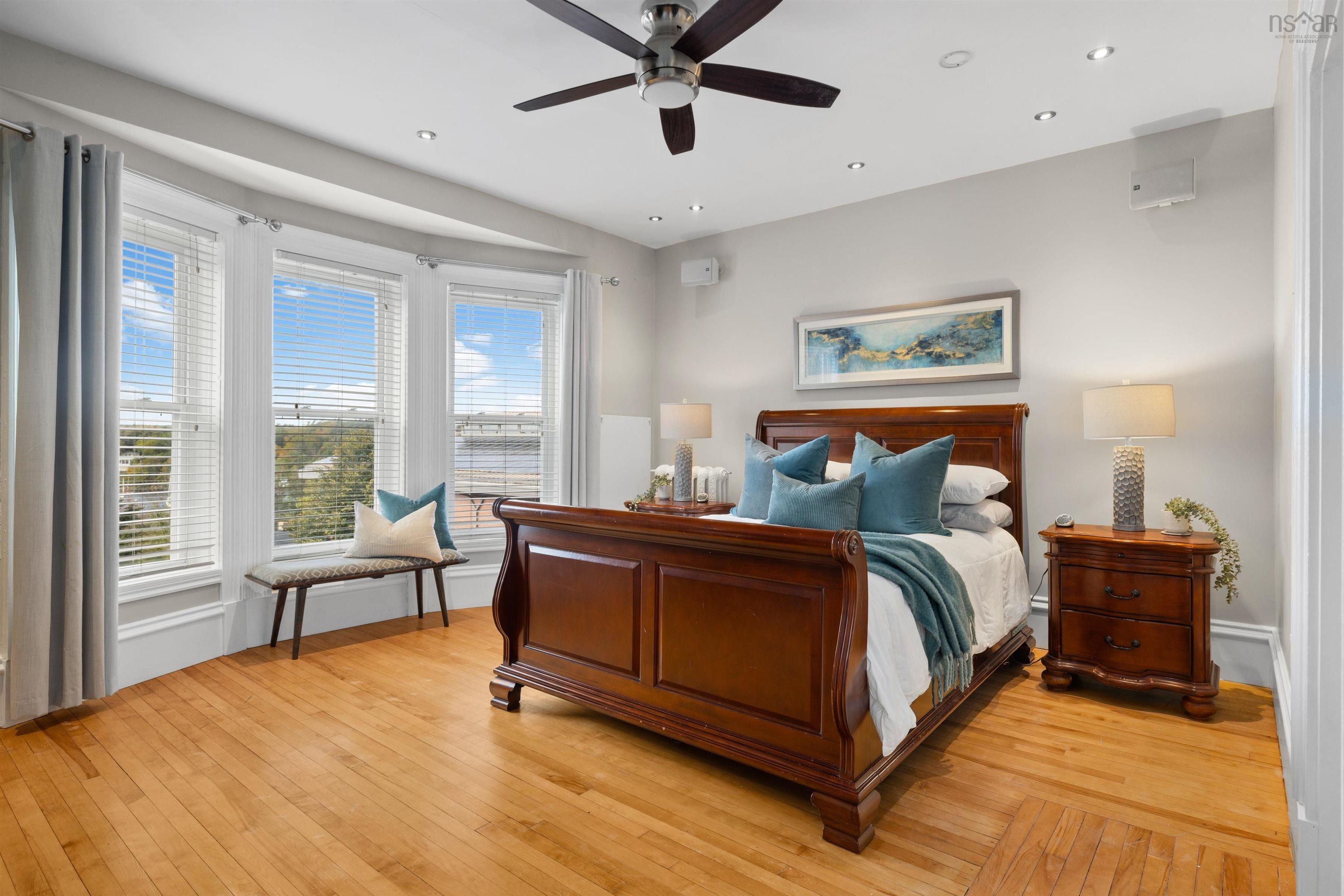 $2,329,000.00: 602 Francklyn Street, Halifax