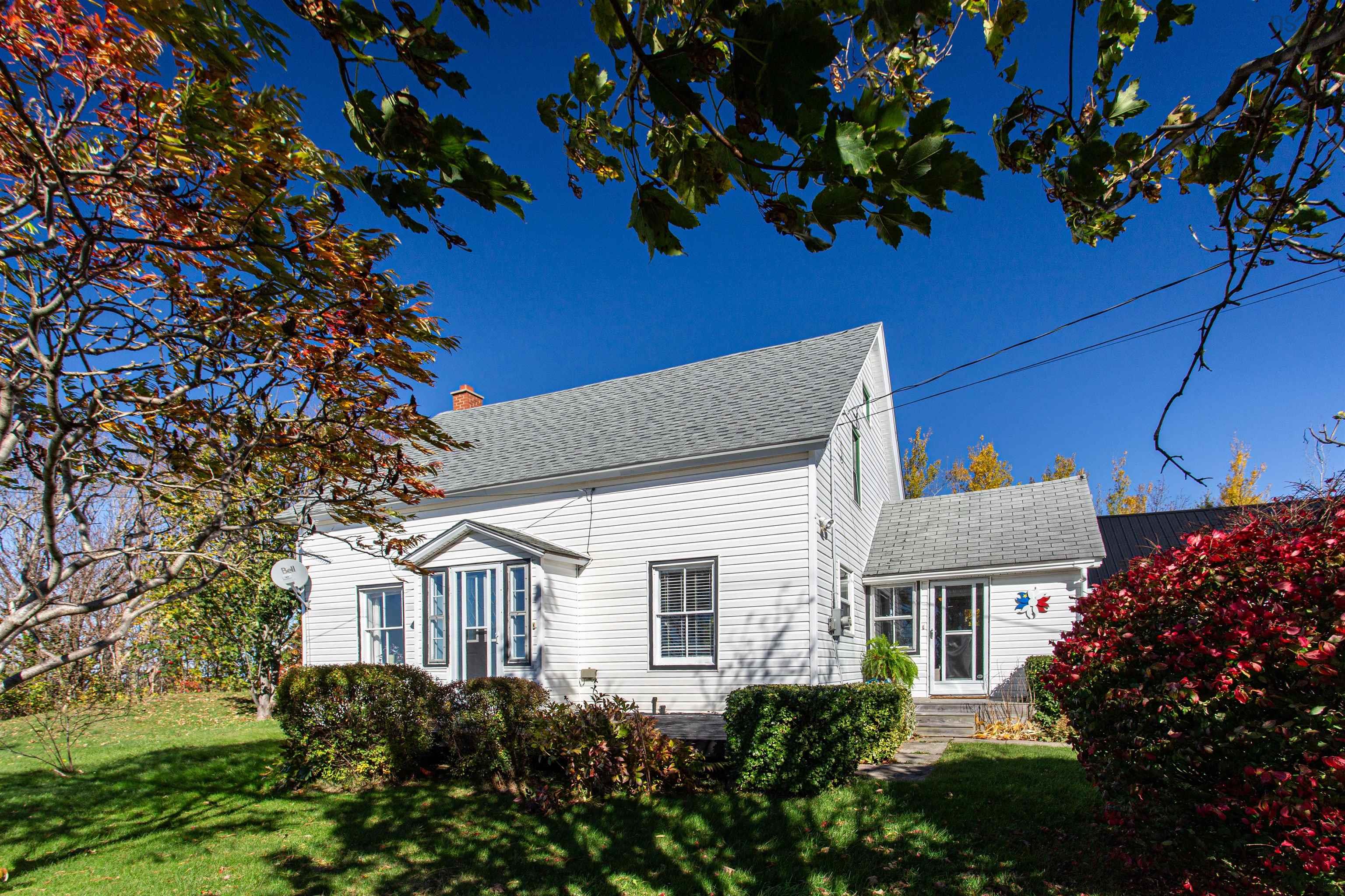 $349,000.00: 1212 Parker Mountain Road, Parkers Cove