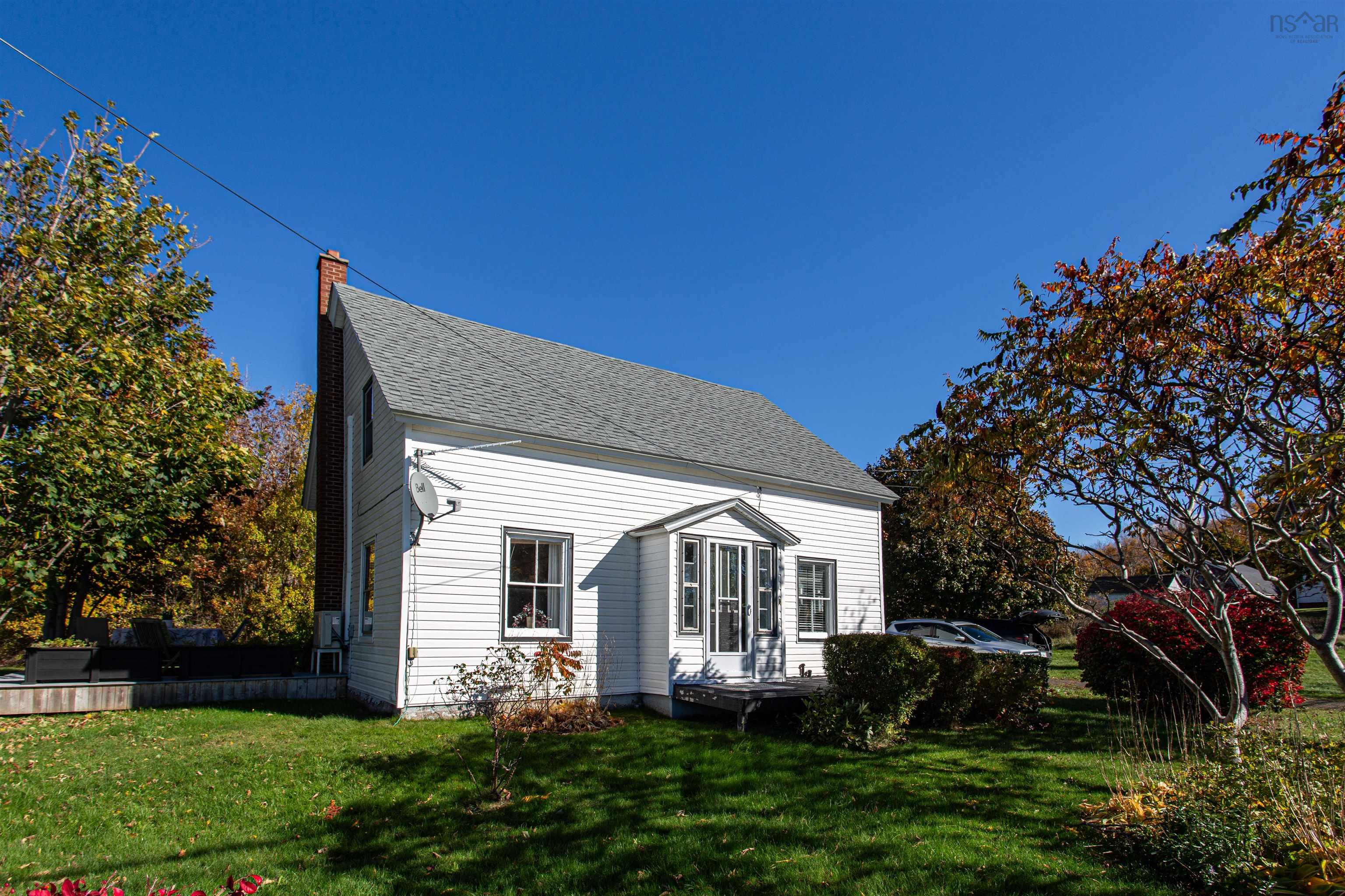 $349,000.00: 1212 Parker Mountain Road, Parkers Cove