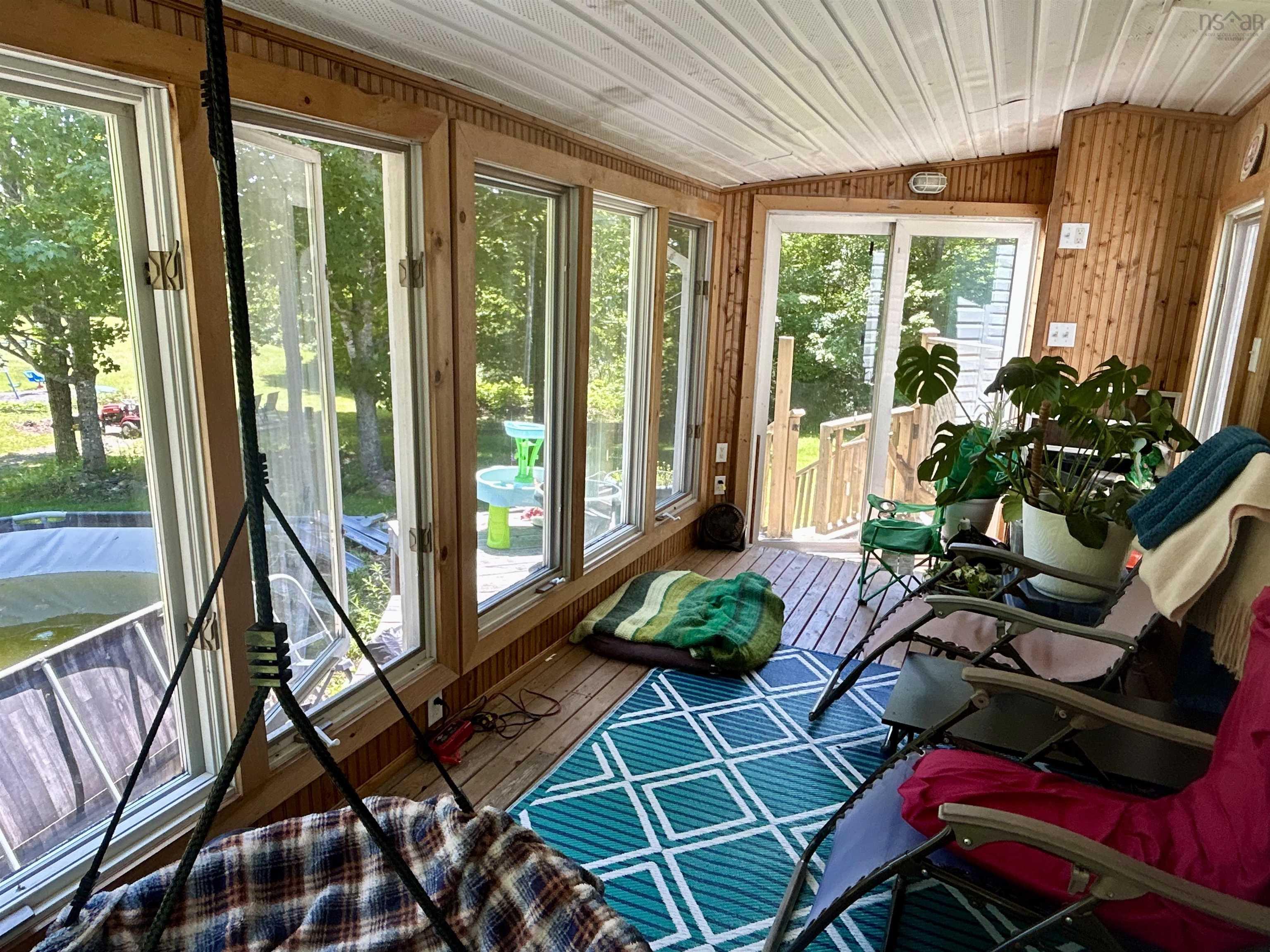 $349,000.00: 1209 Highway 4, Mount Thom