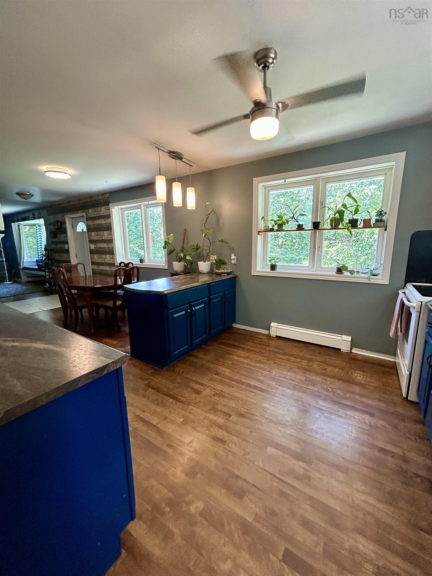 $349,000.00: 1209 Highway 4, Mount Thom