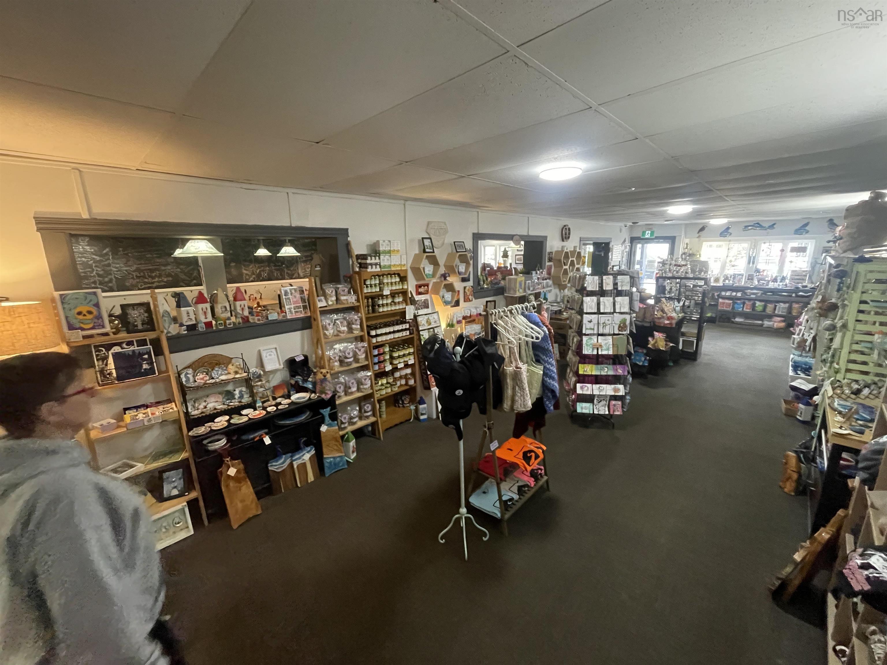 $450,000.00: 272 Charlotte Street, Sydney