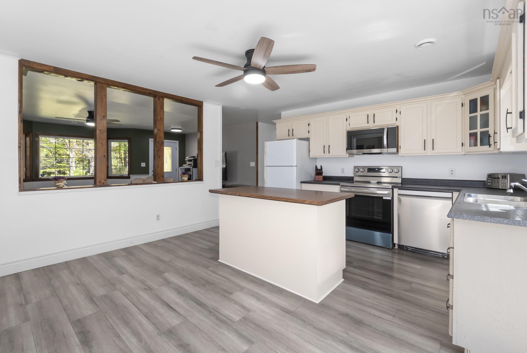 $599,900.00: 696 Summit Ridge Road Road, Vaughan
