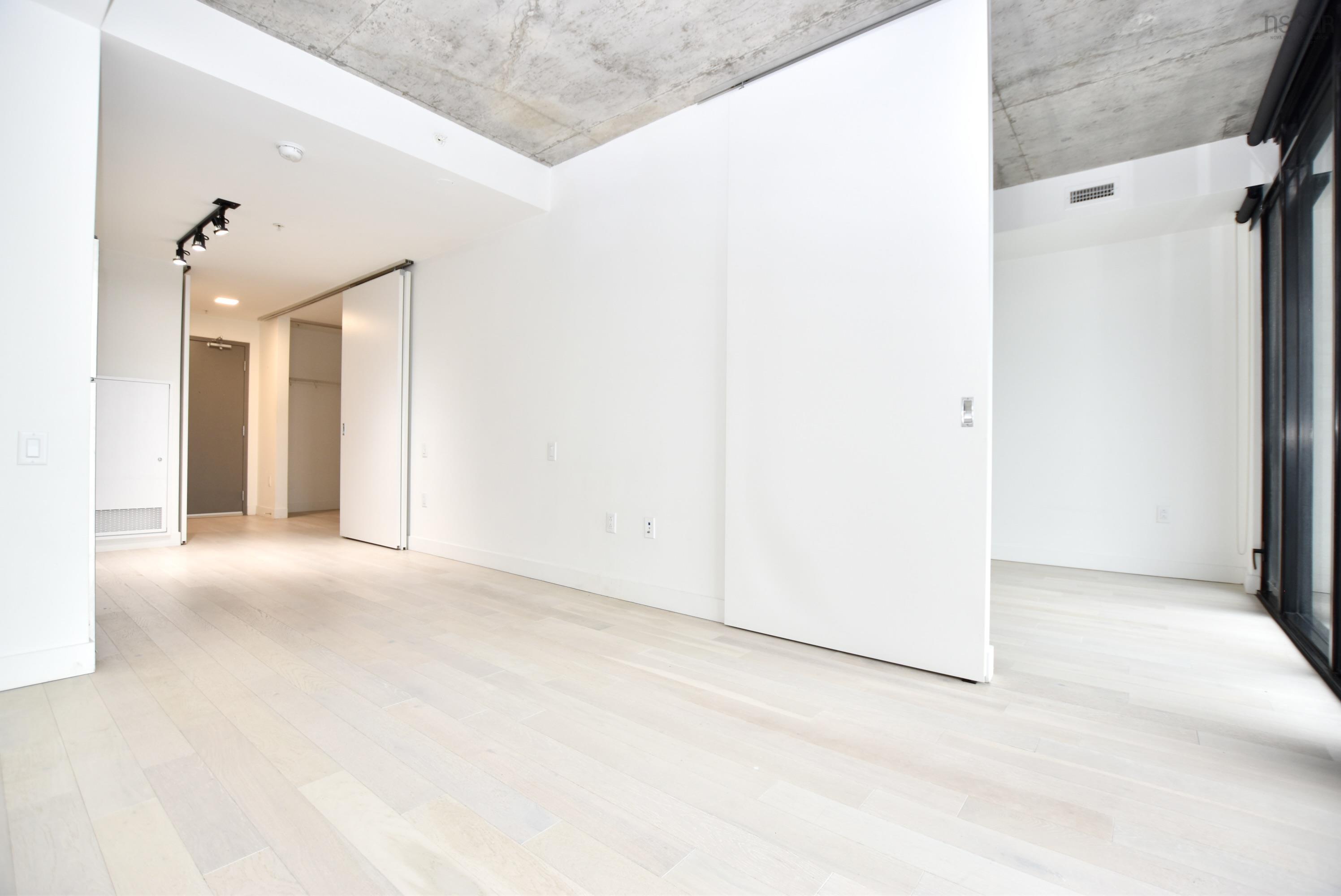 $529,900.00: 710 1048 Wellington Street, Halifax