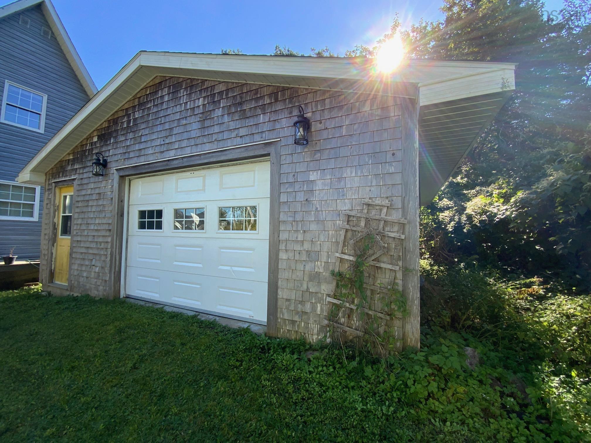 $489,000.00: 11 North Street Lane, Guysborough