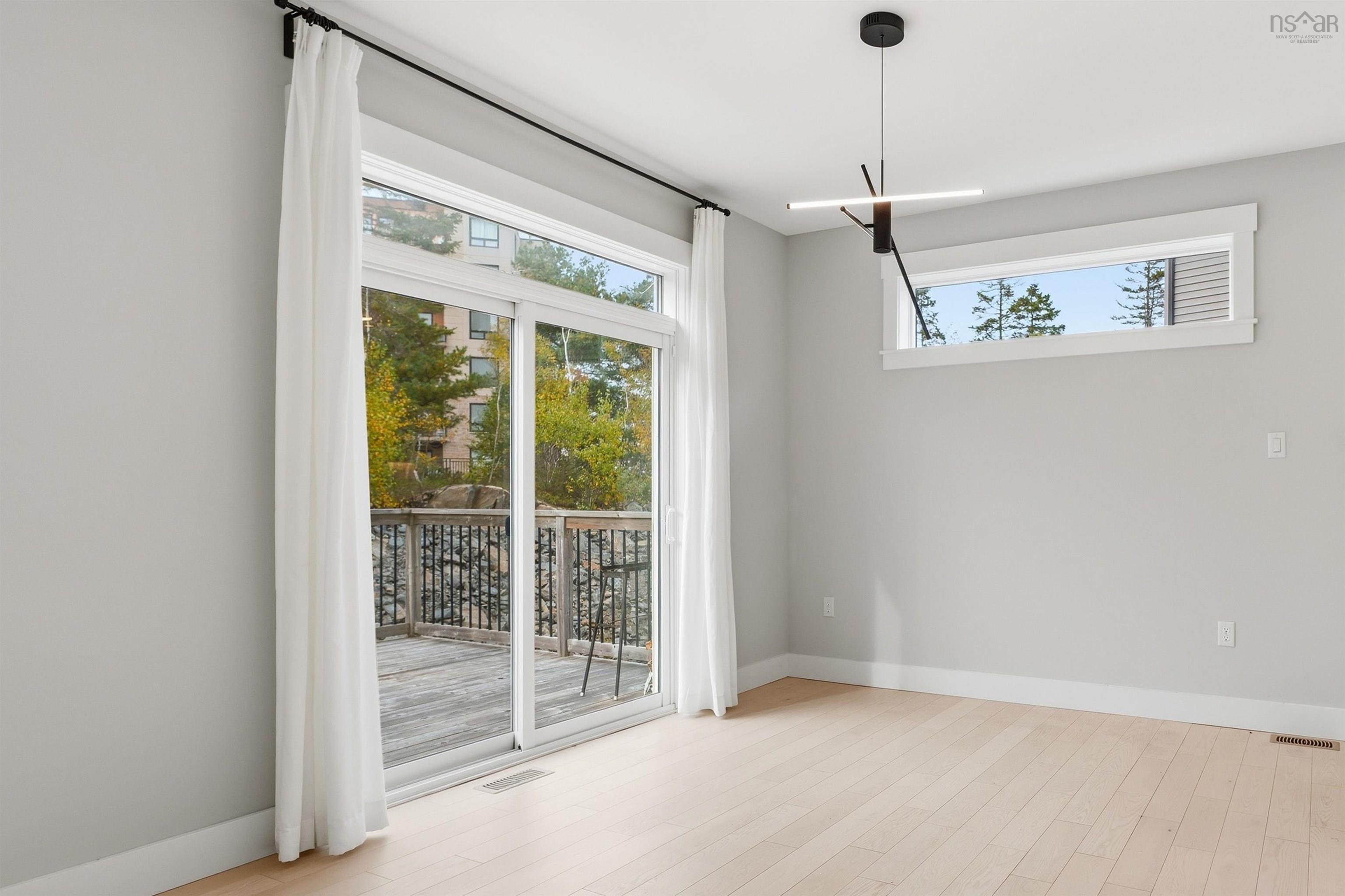 $1,120,000.00: 31 Samaa Court, Bedford