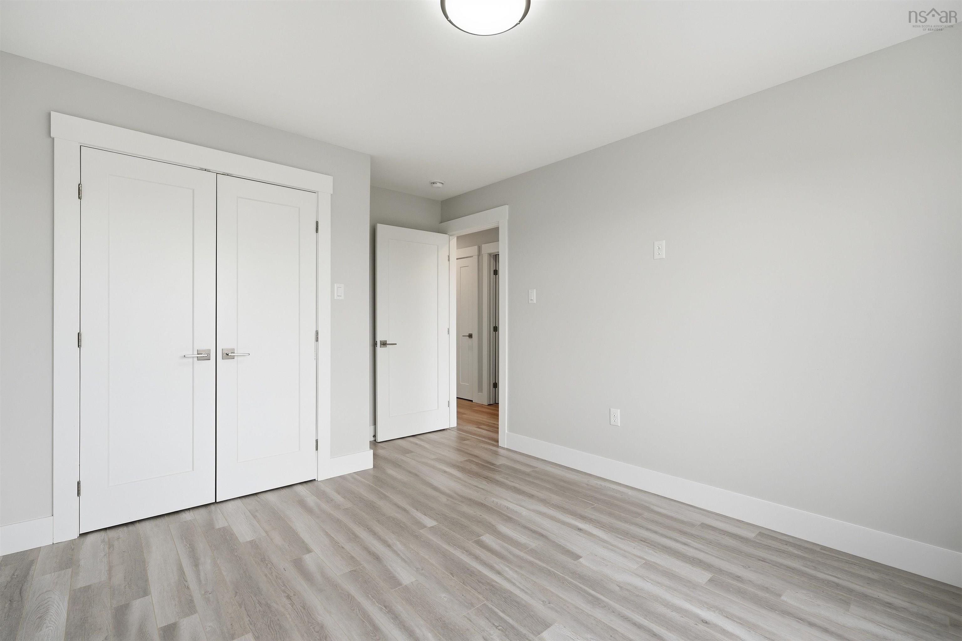 $1,120,000.00: 31 Samaa Court, Bedford