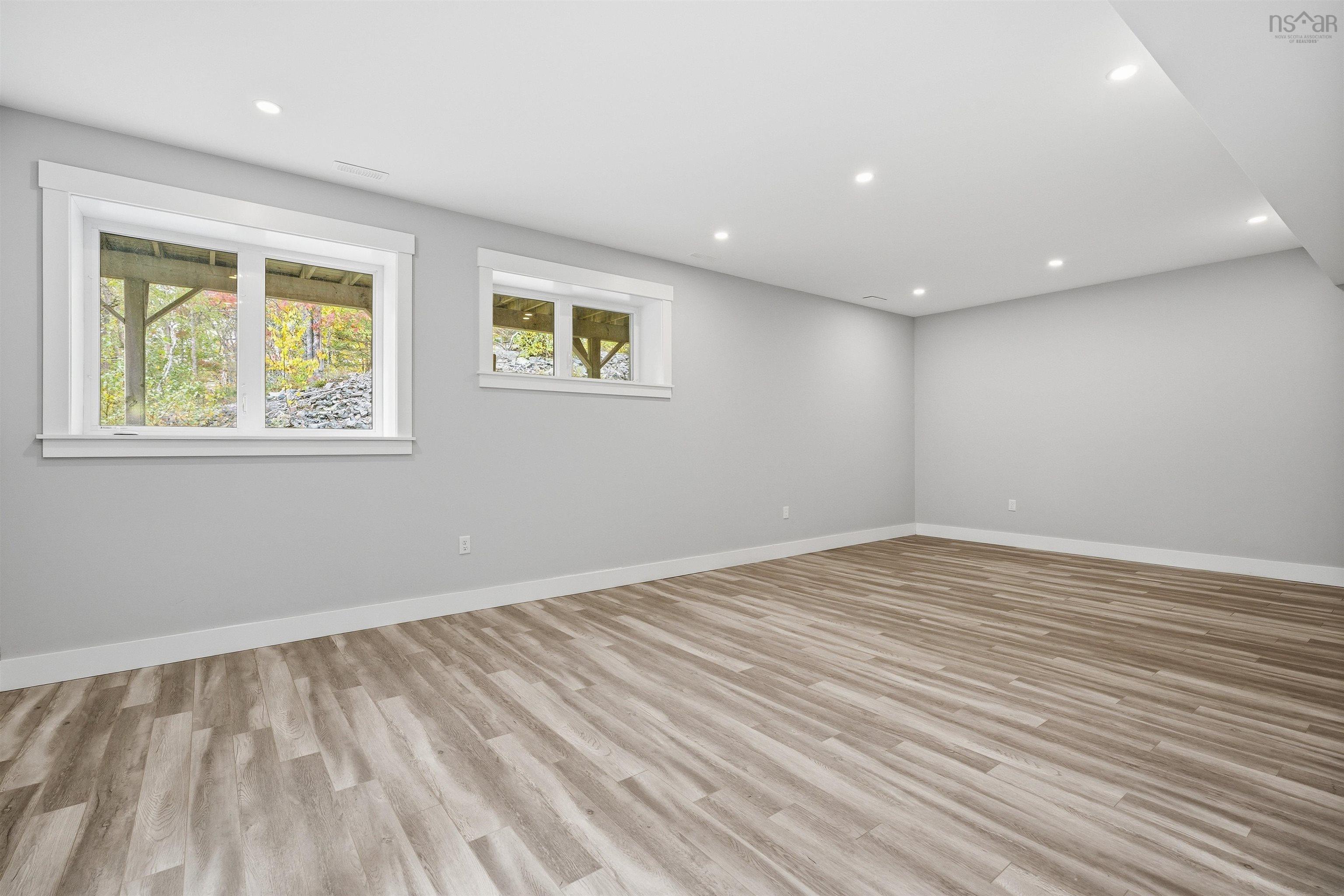 $1,120,000.00: 31 Samaa Court, Bedford