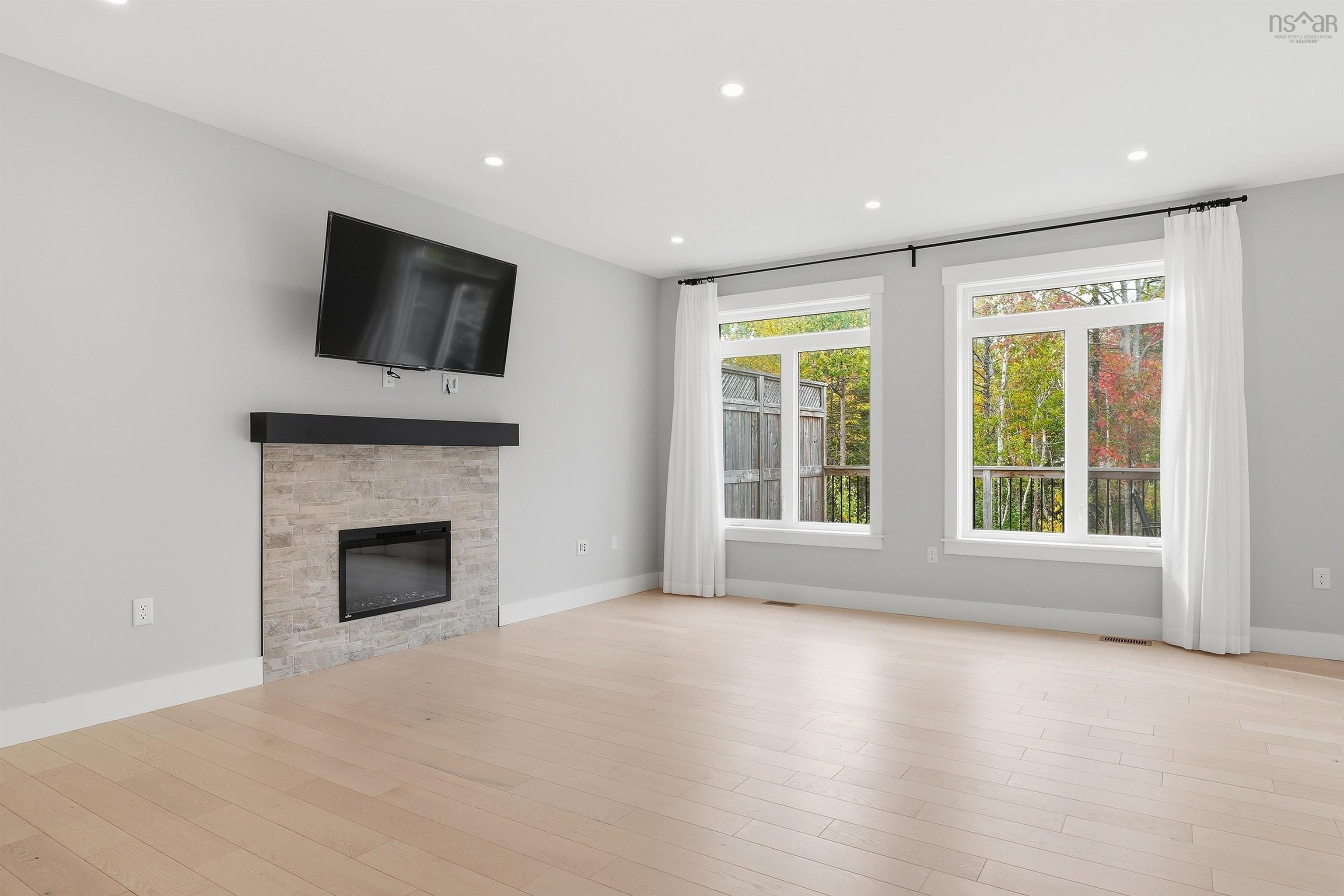 $1,120,000.00: 31 Samaa Court, Bedford