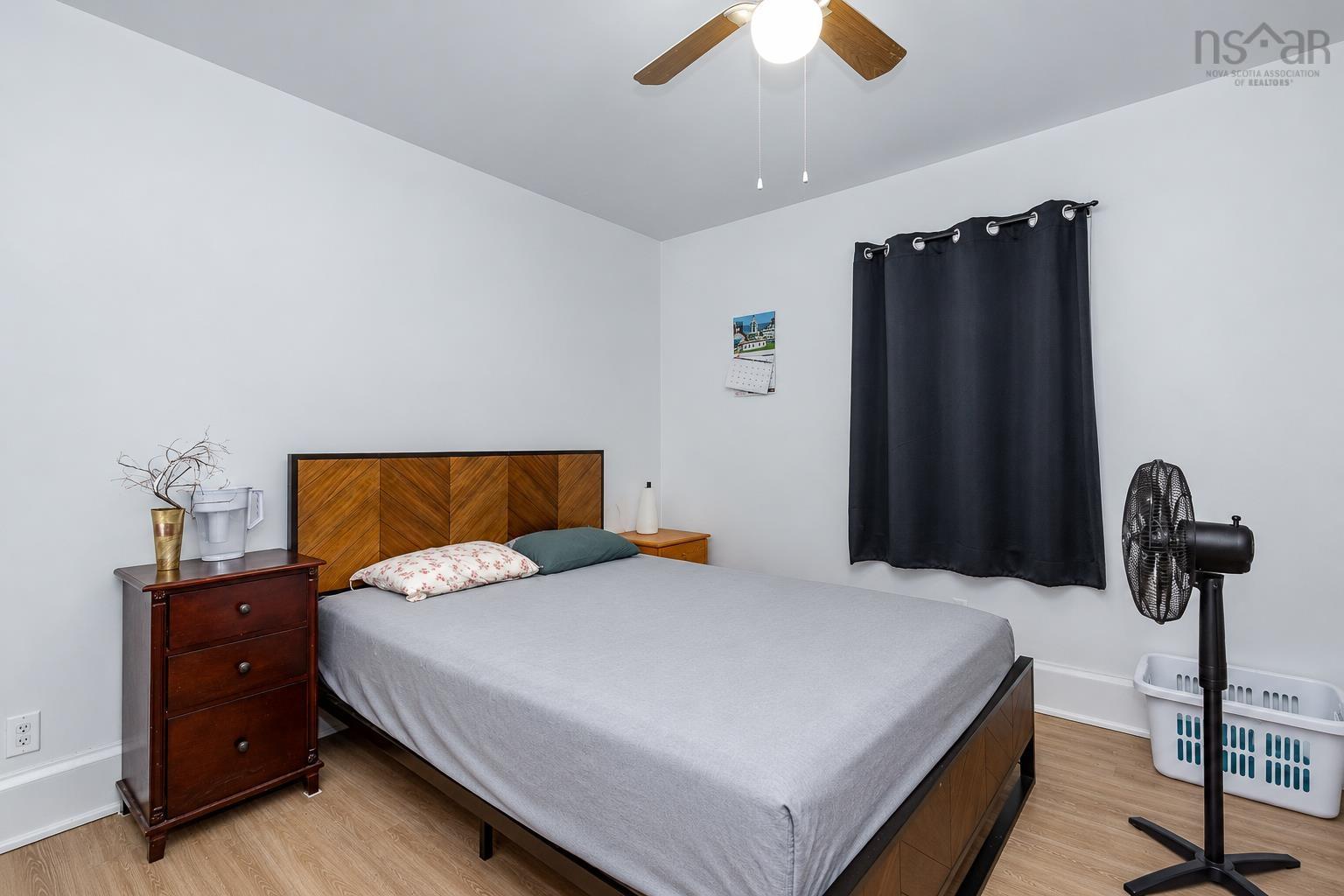 $199,900.00: 201 Vulcan Avenue, Sydney