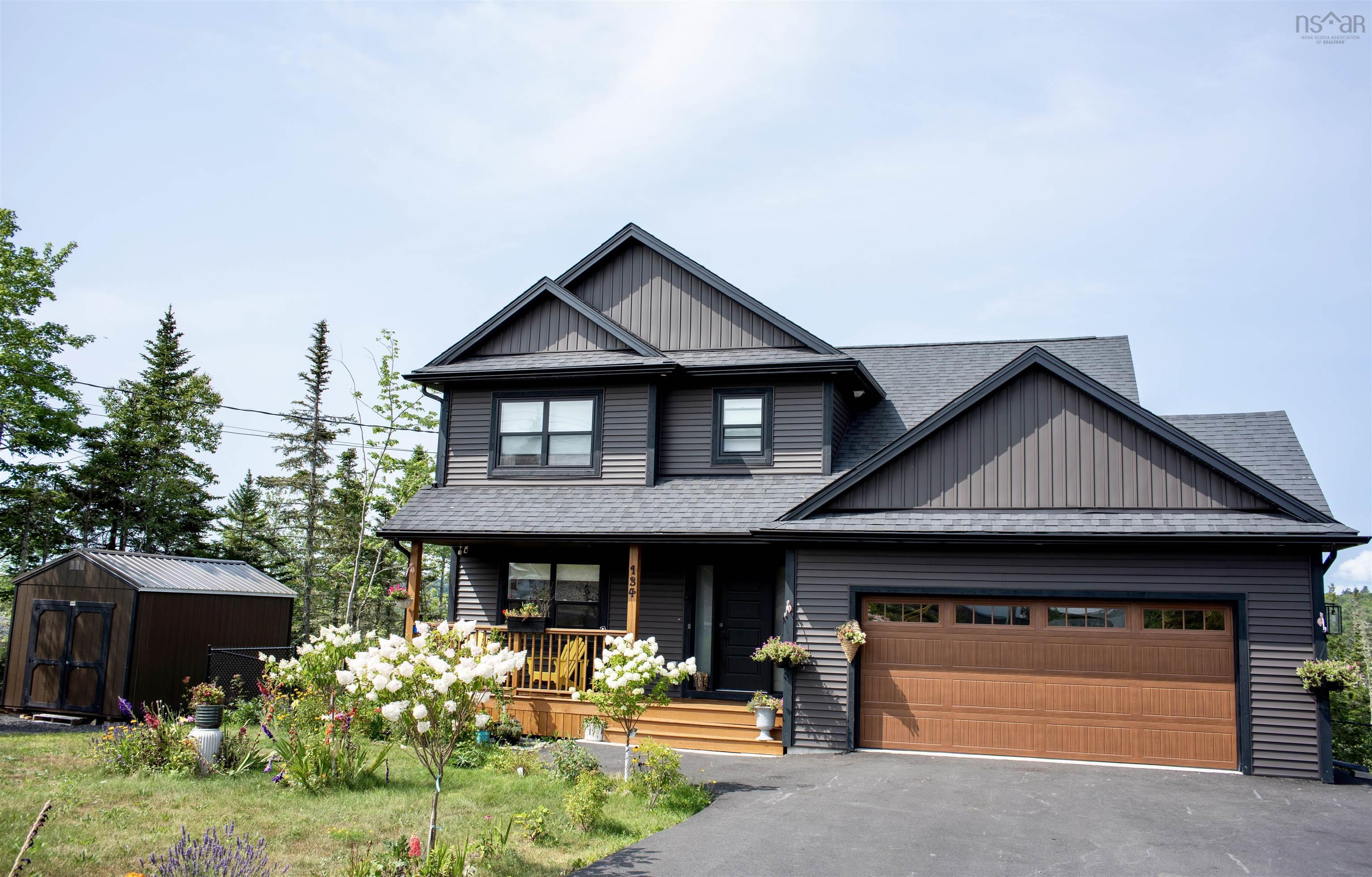 $1,100,000.00: 134 Hargrove Lane Lane, Whites Lake