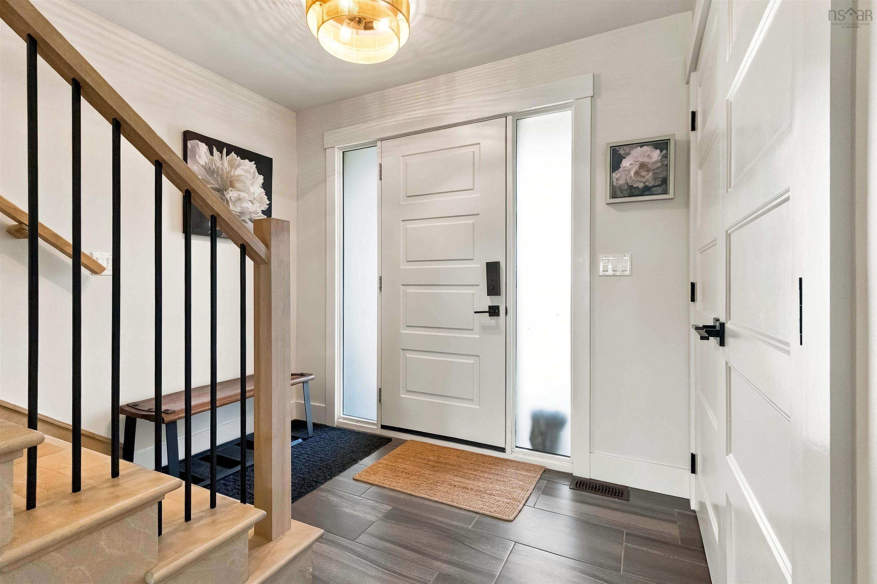 $1,100,000.00: 134 Hargrove Lane Lane, Whites Lake