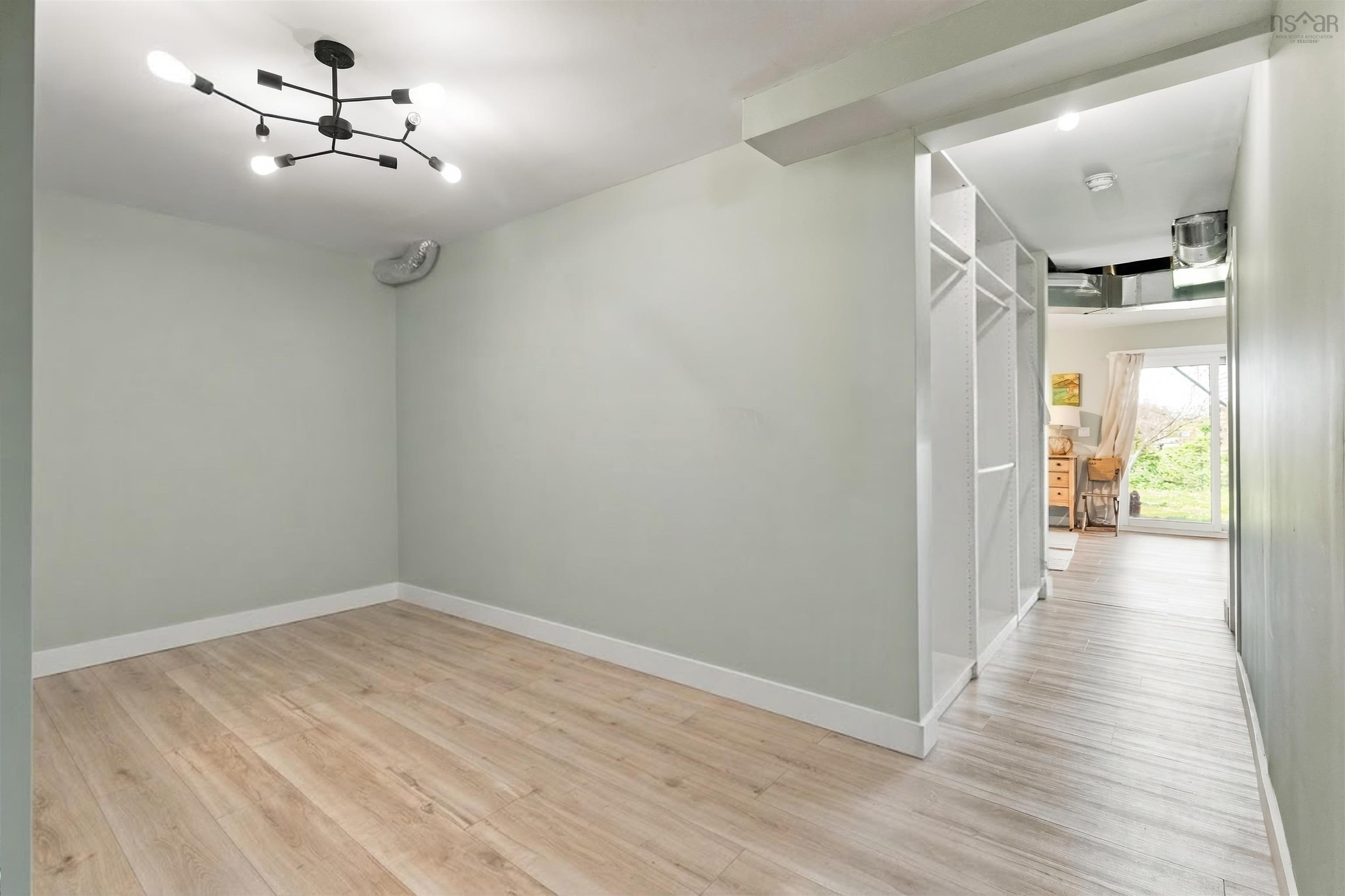$1,100,000.00: 134 Hargrove Lane Lane, Whites Lake