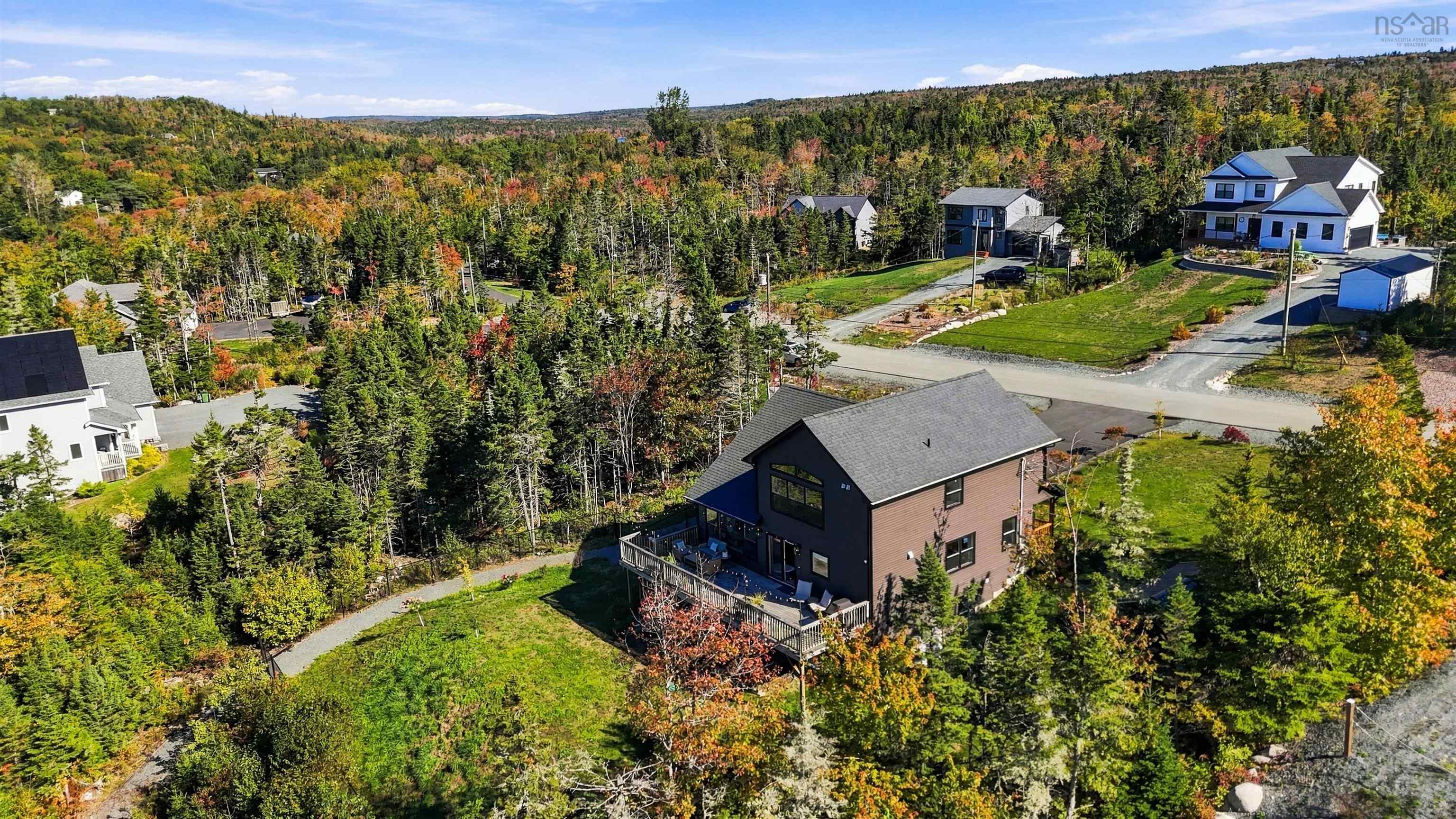 $1,100,000.00: 134 Hargrove Lane Lane, Whites Lake