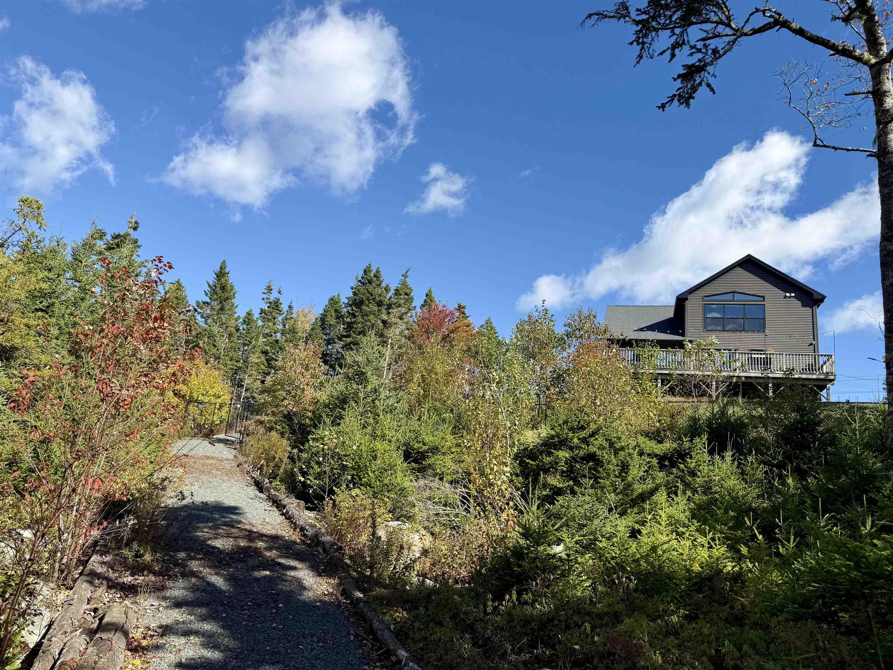 $1,100,000.00: 134 Hargrove Lane Lane, Whites Lake