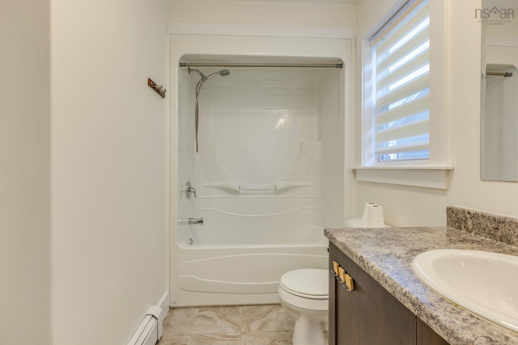 16 Lowther Lane, Bedford, NS (MLS® 202626024)