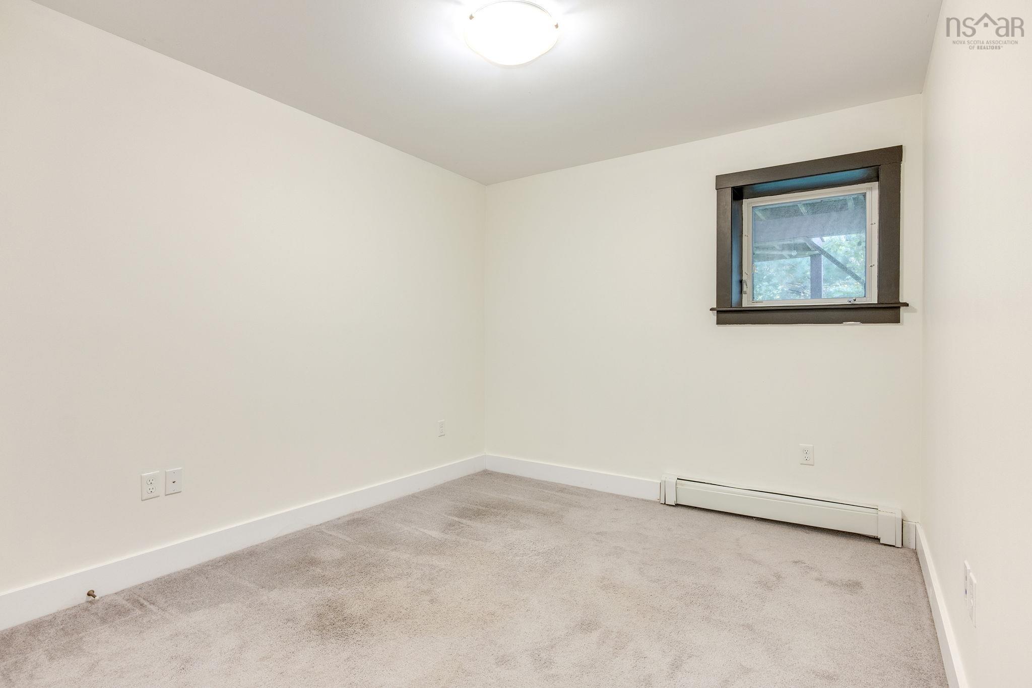 16 Lowther Lane, Bedford, NS (MLS® 202626024)