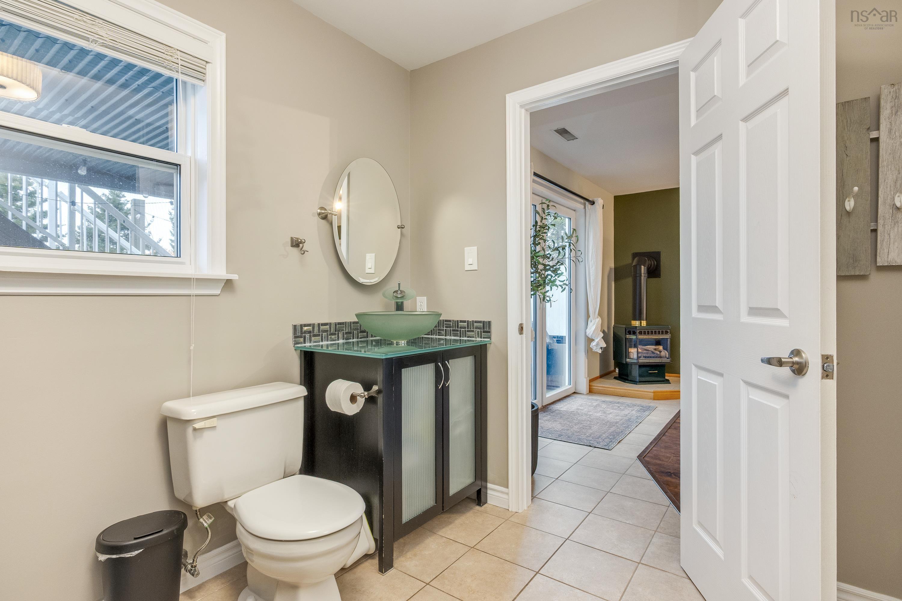 $599,900.00: 55 Dahlgren Crescent, North Kingston