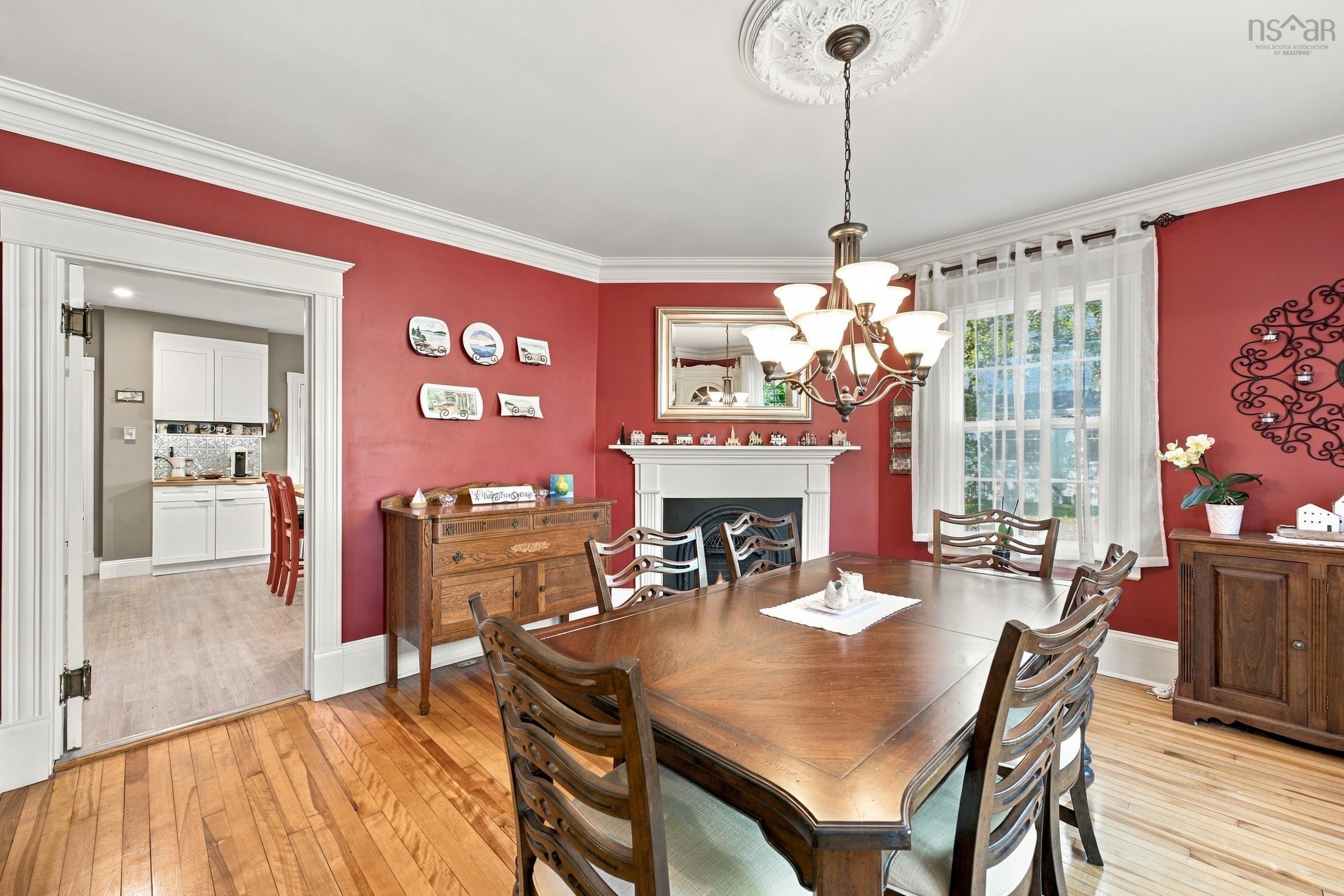 $875,000.00: 683 St George Street, Annapolis Royal