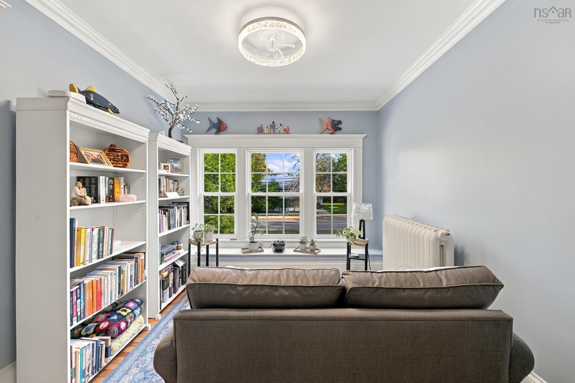$875,000.00: 683 St George Street, Annapolis Royal