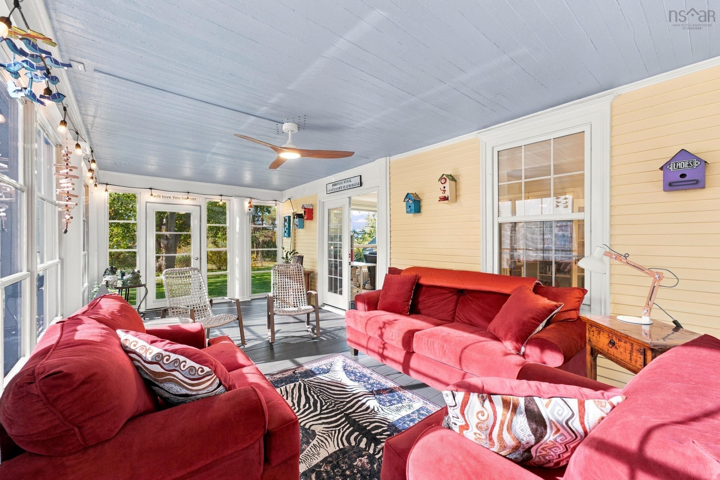 $875,000.00: 683 St George Street, Annapolis Royal