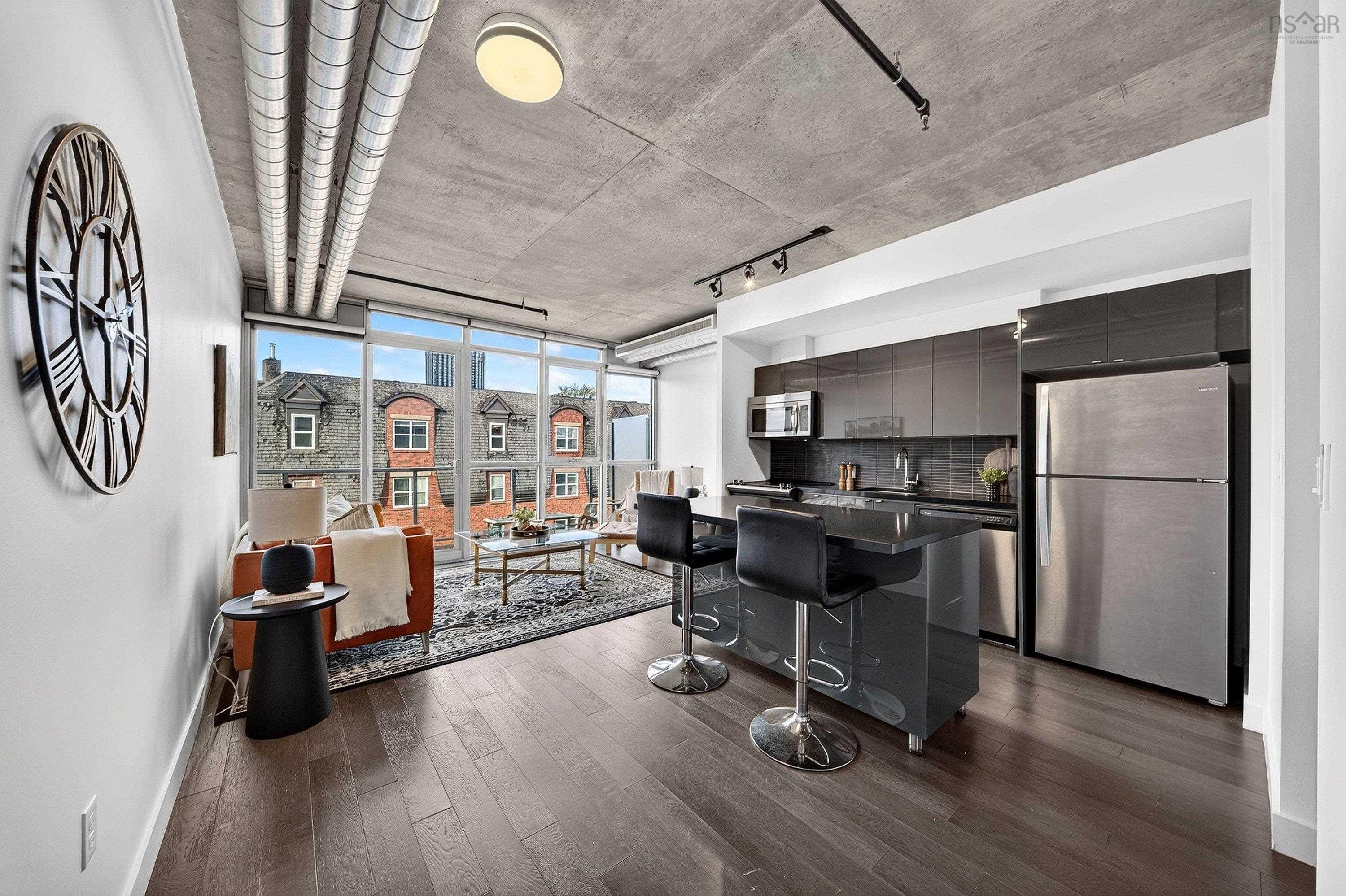 $389,900.00: 522 1065 Barrington Street, Halifax