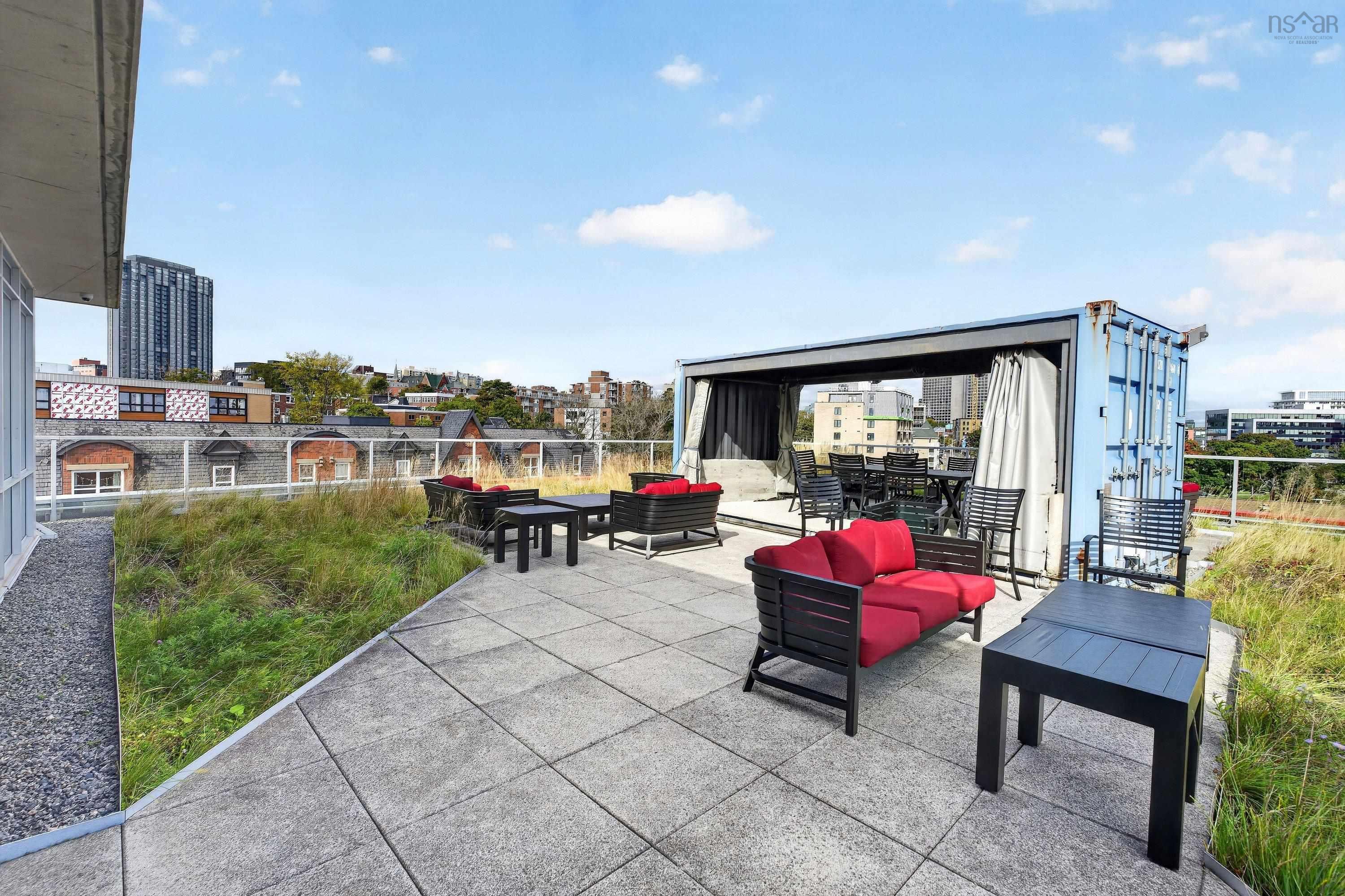 $389,900.00: 522 1065 Barrington Street, Halifax