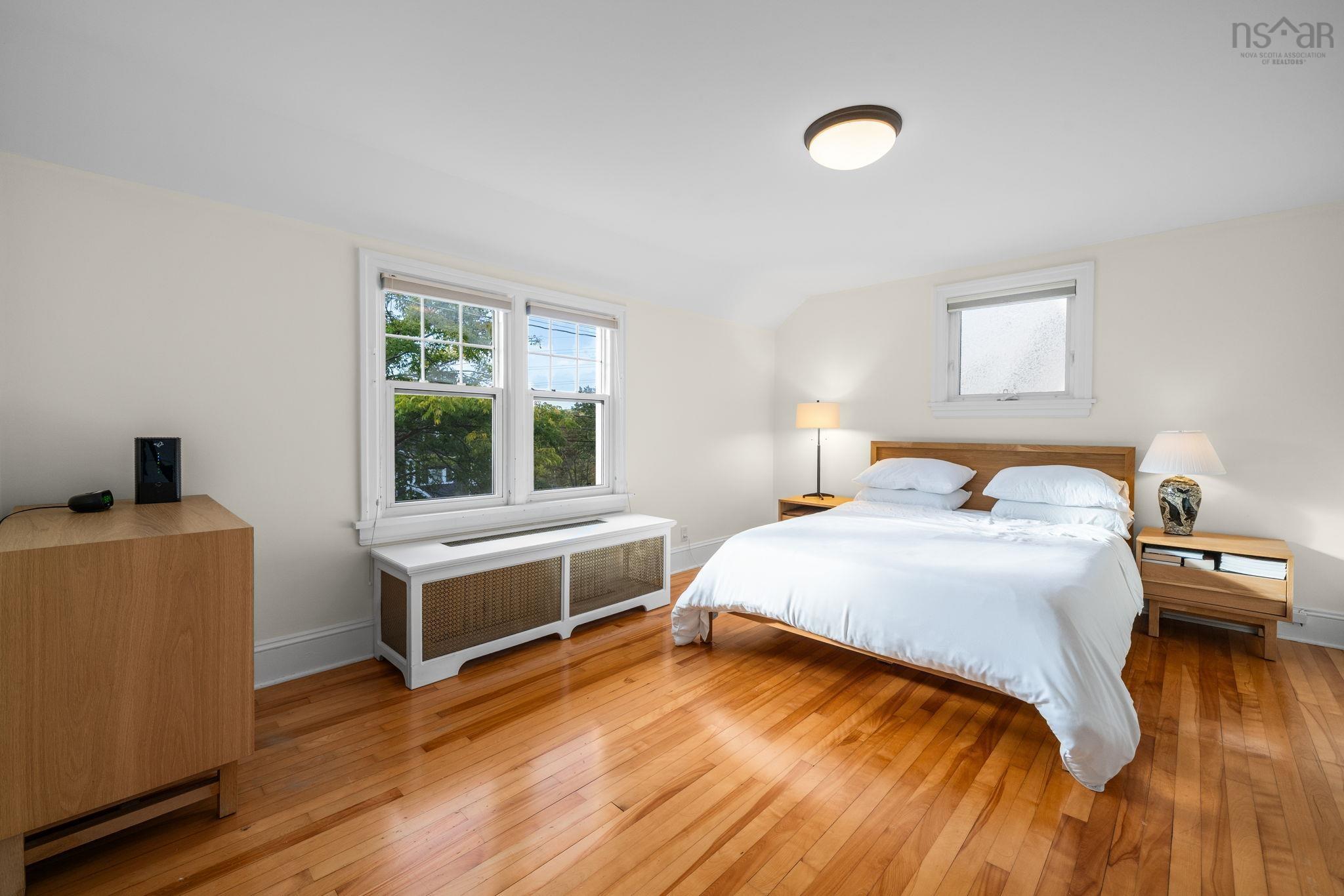 $774,900.00: 6869 Quinpool Road, Halifax