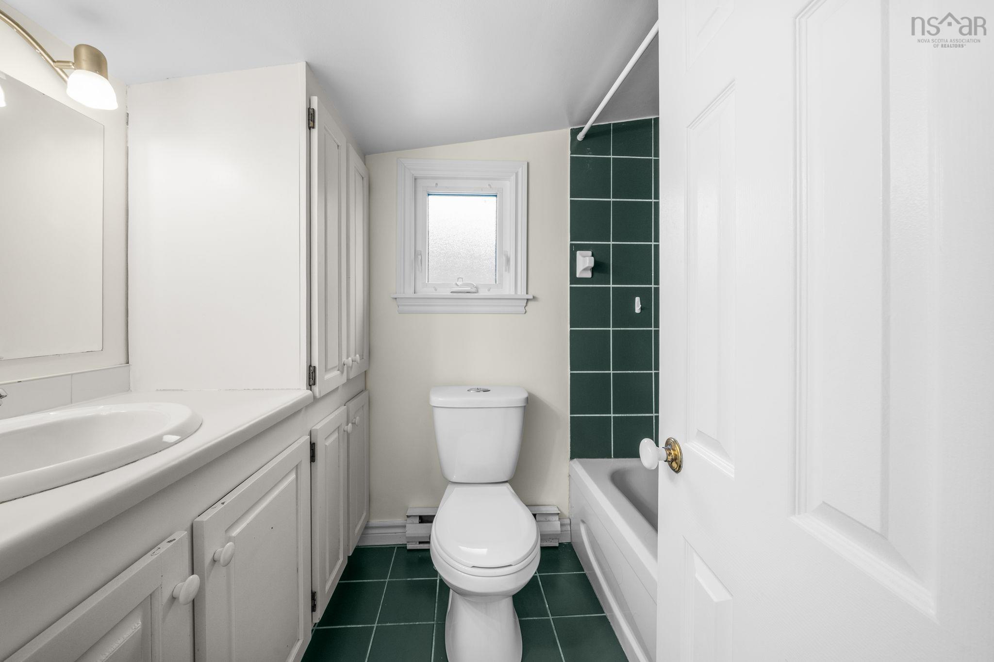 $774,900.00: 6869 Quinpool Road, Halifax