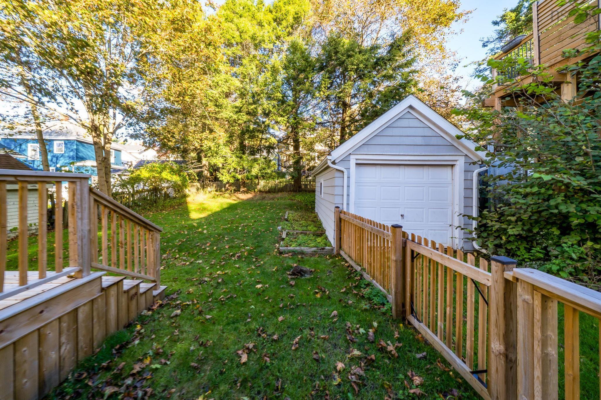 $774,900.00: 6869 Quinpool Road, Halifax