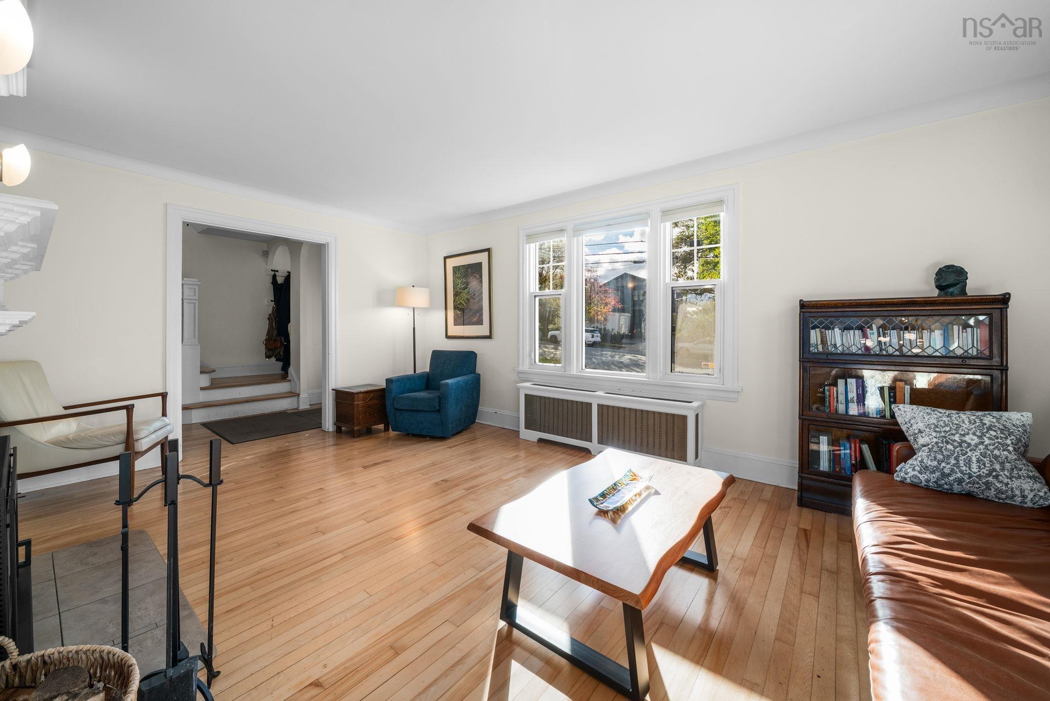 $774,900.00: 6869 Quinpool Road, Halifax