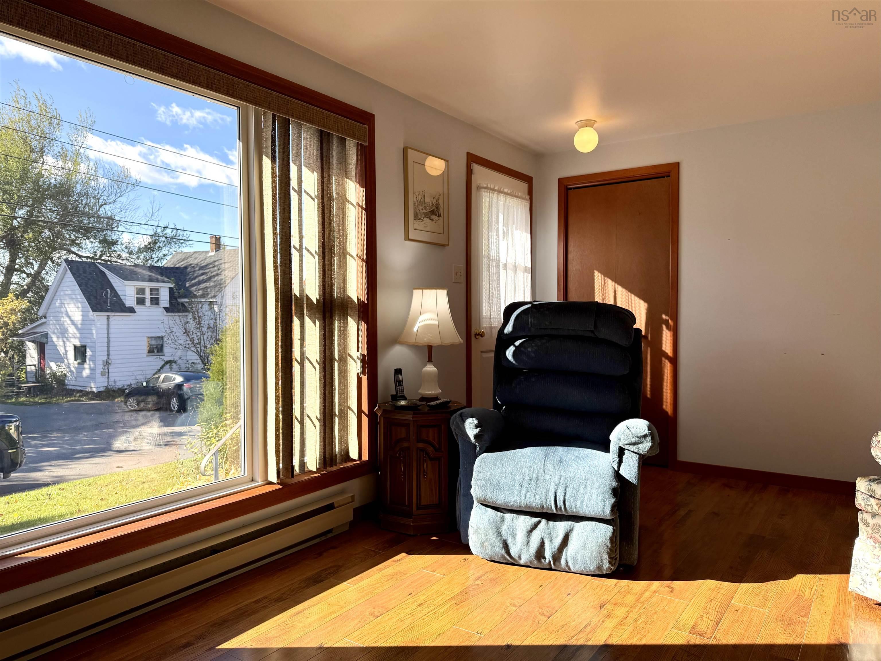 $224,900.00: 10 Chapel Street, Springhill