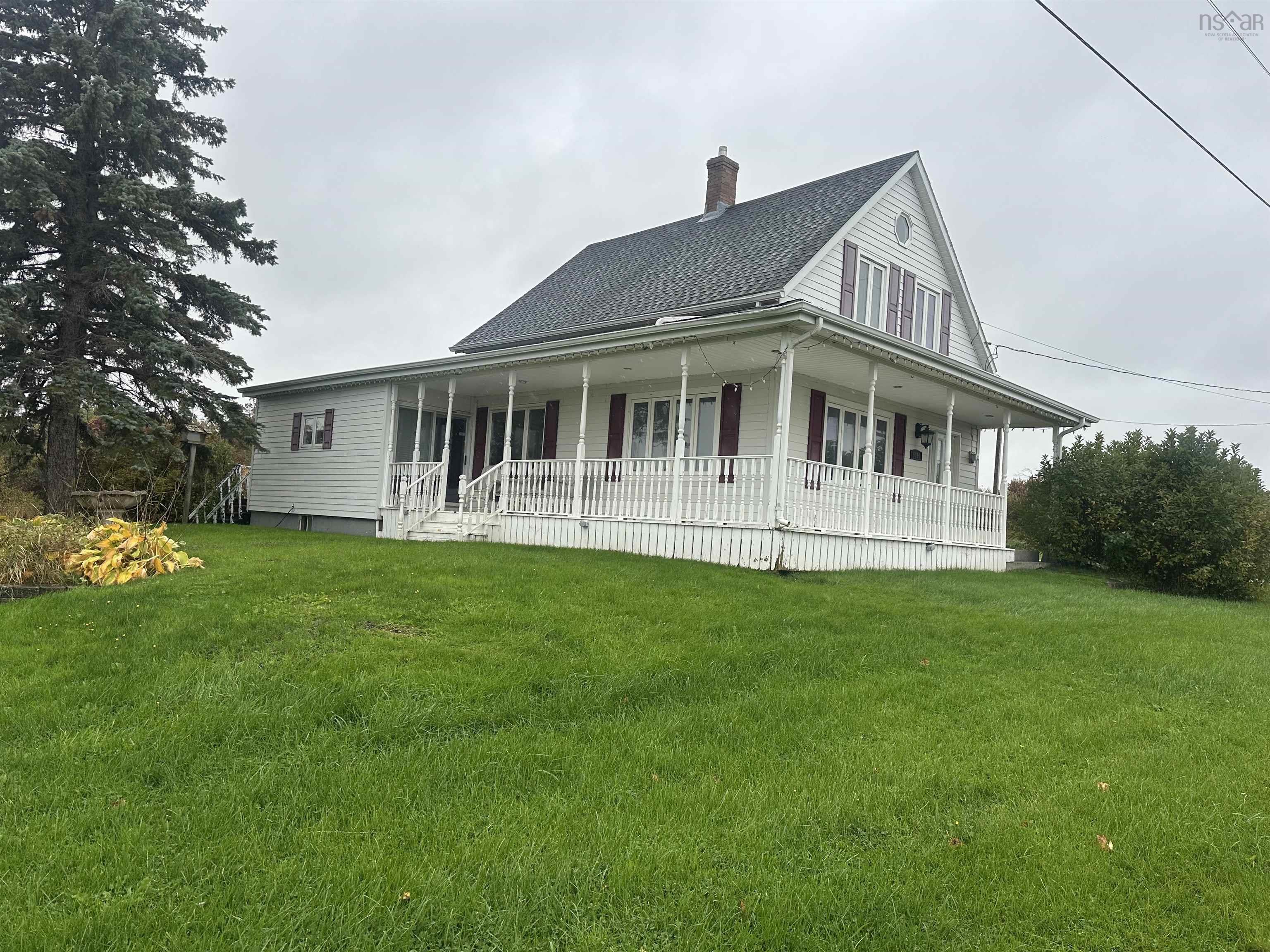 $325,000.00: 9390 Highway 4, Tracadie