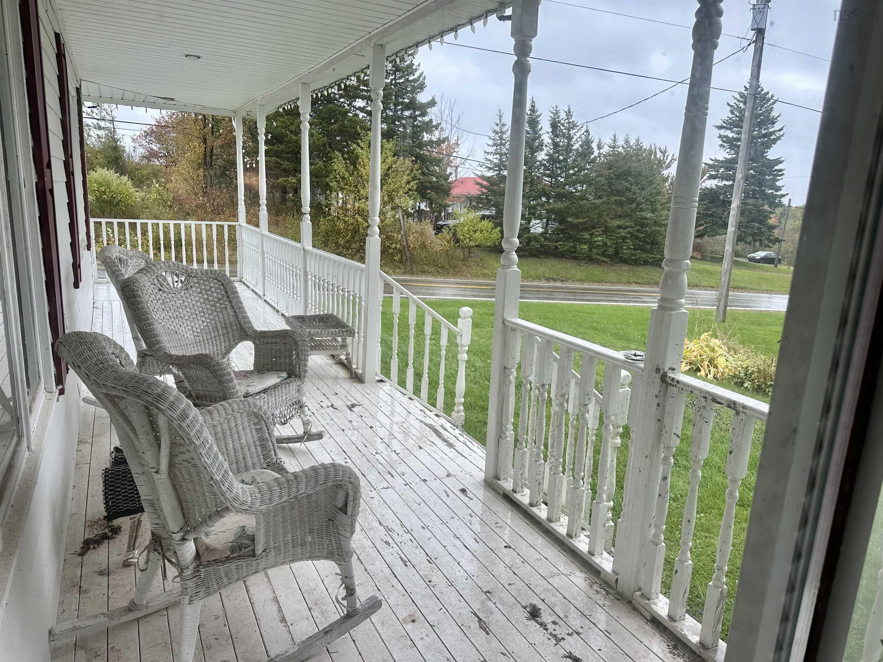 $325,000.00: 9390 Highway 4, Tracadie