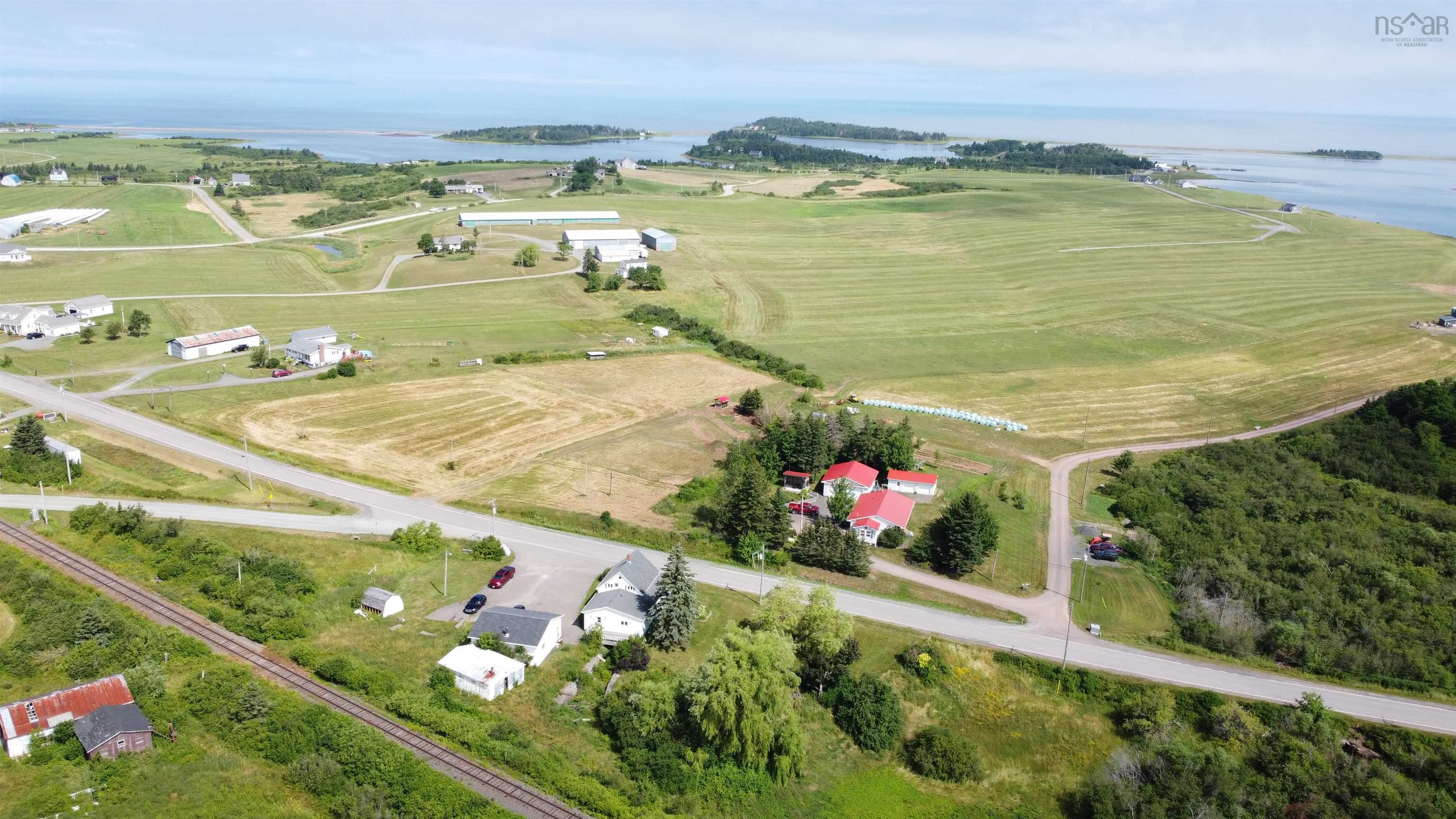 $325,000.00: 9390 Highway 4, Tracadie