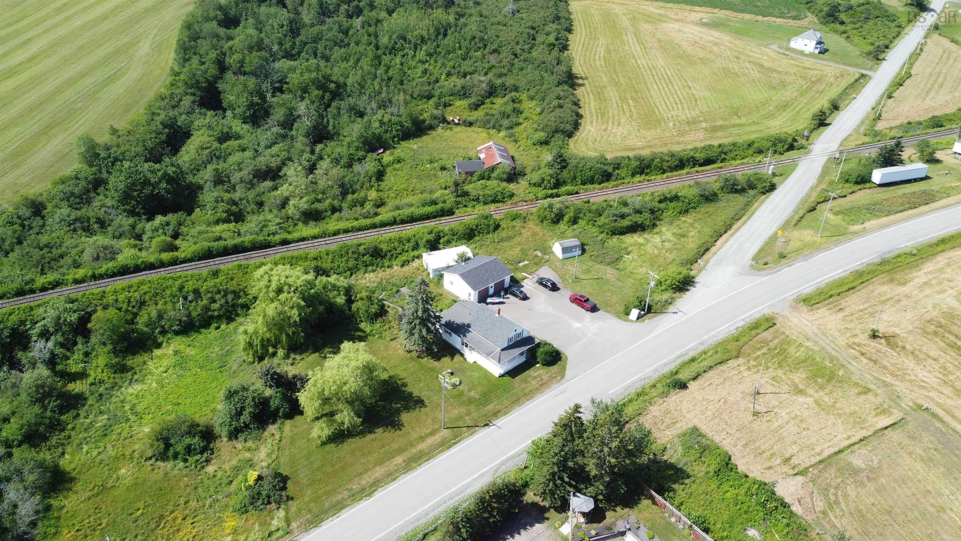 $325,000.00: 9390 Highway 4, Tracadie