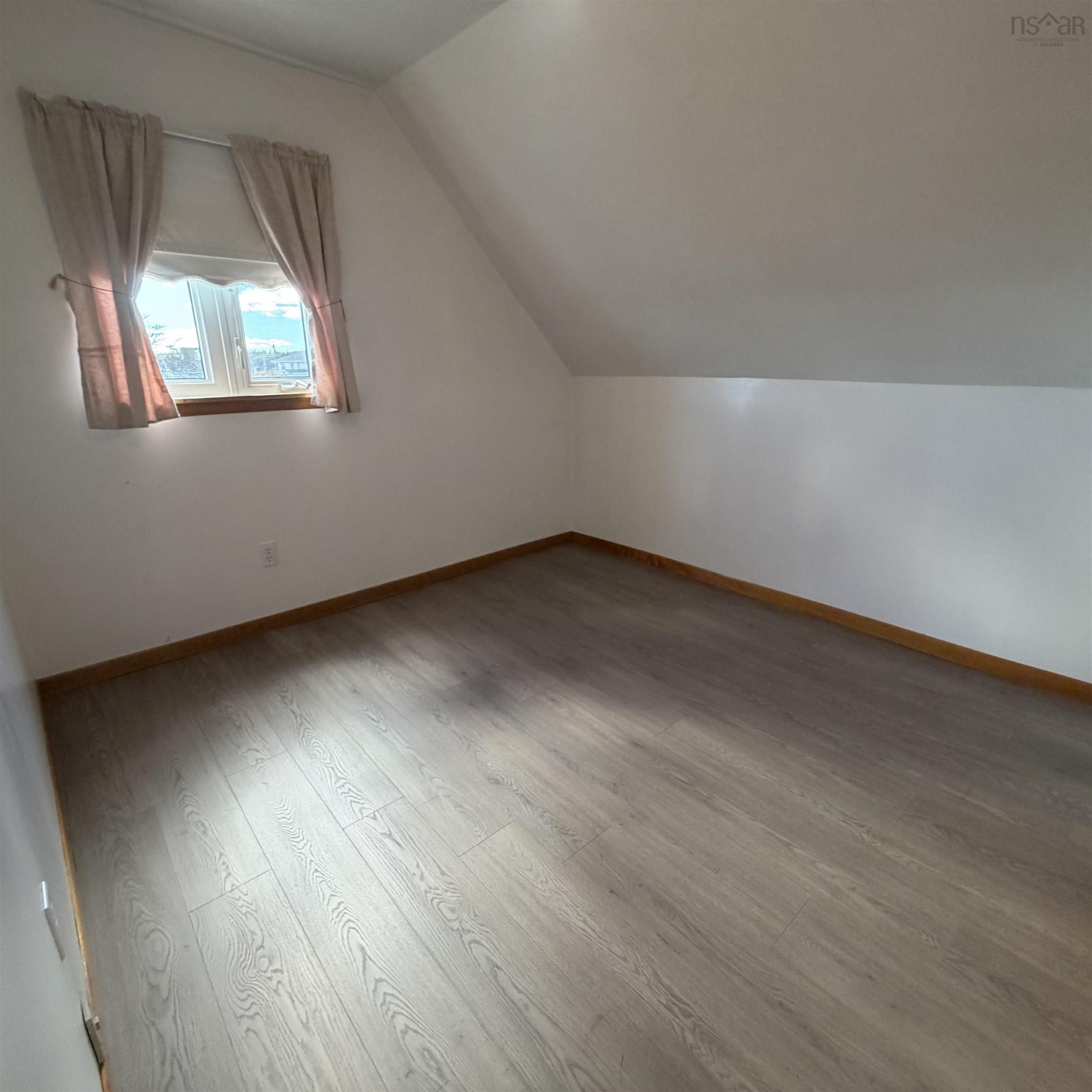 $195,000.00: 65 Cliff Street, Port Morien