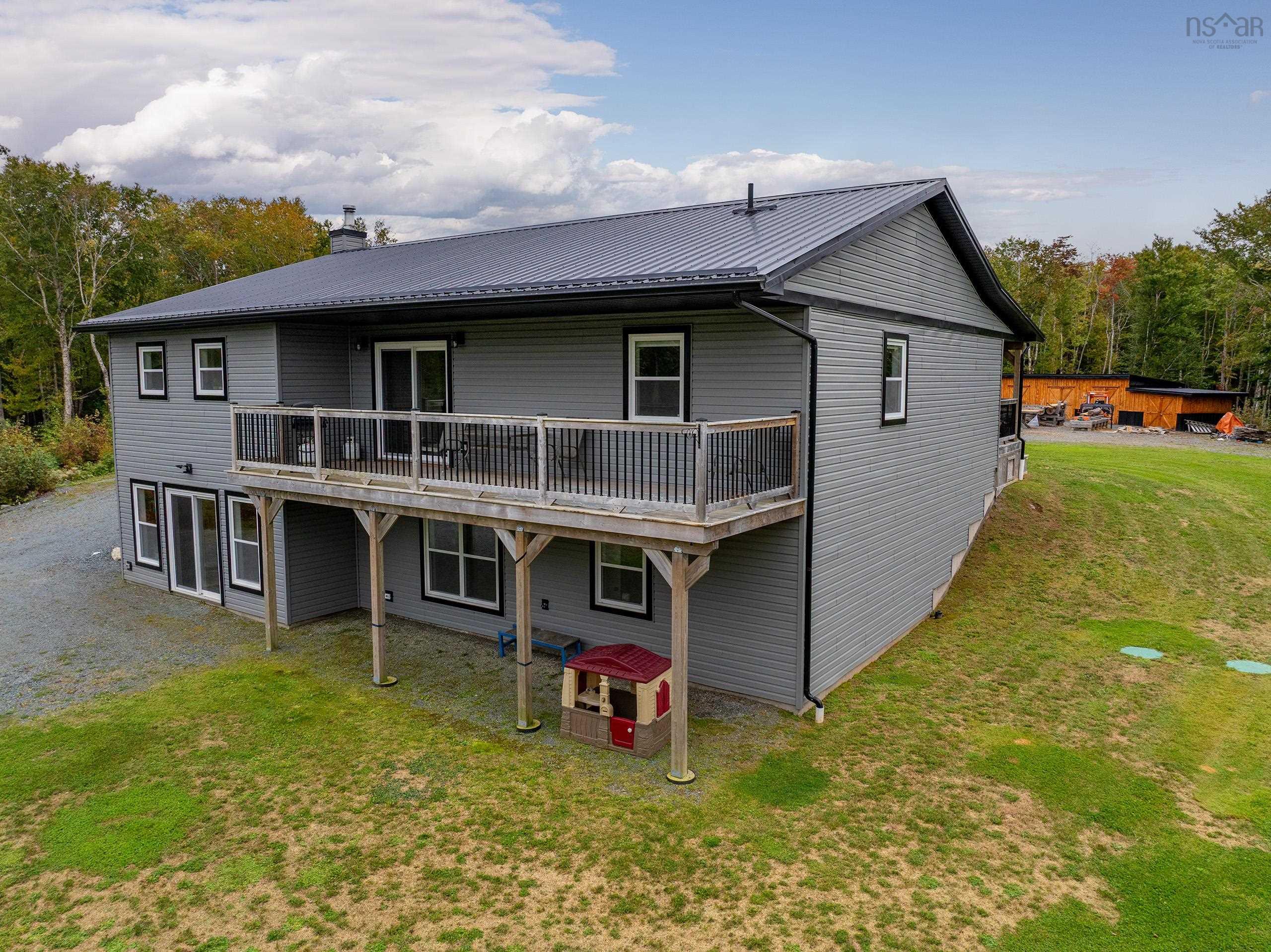 $729,900.00: 11911 Highway 7, Beech Hill