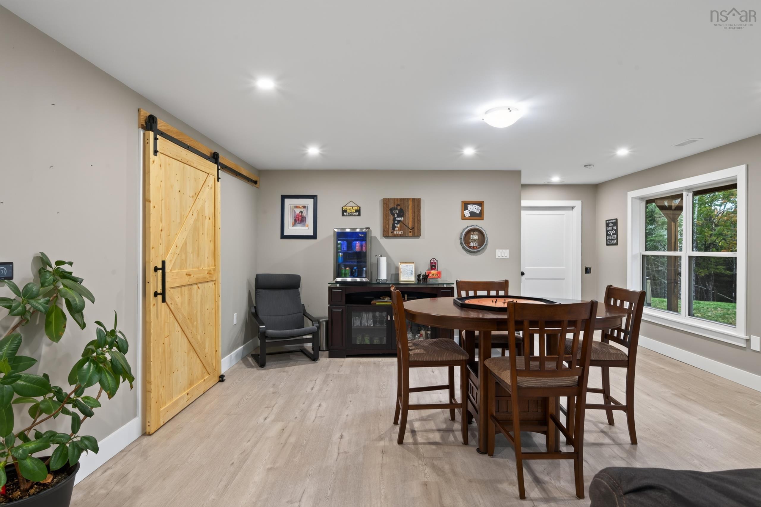 $729,900.00: 11911 Highway 7, Beech Hill